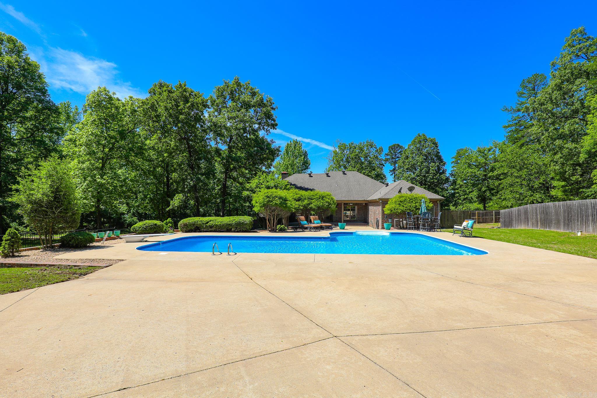 HICKORY CREEK - Residential