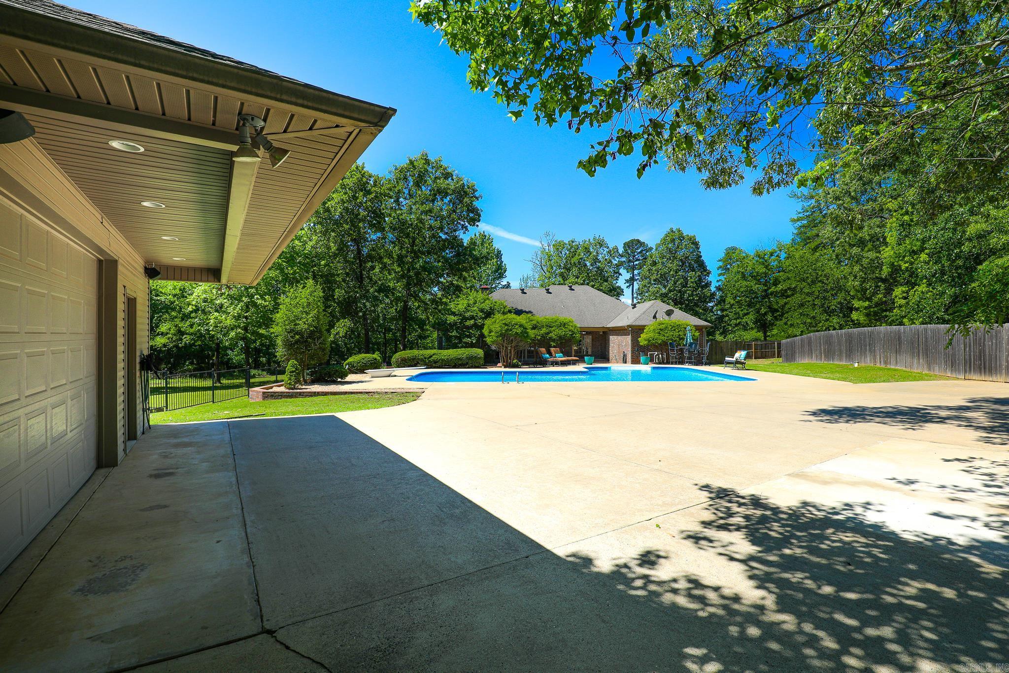 HICKORY CREEK - Residential