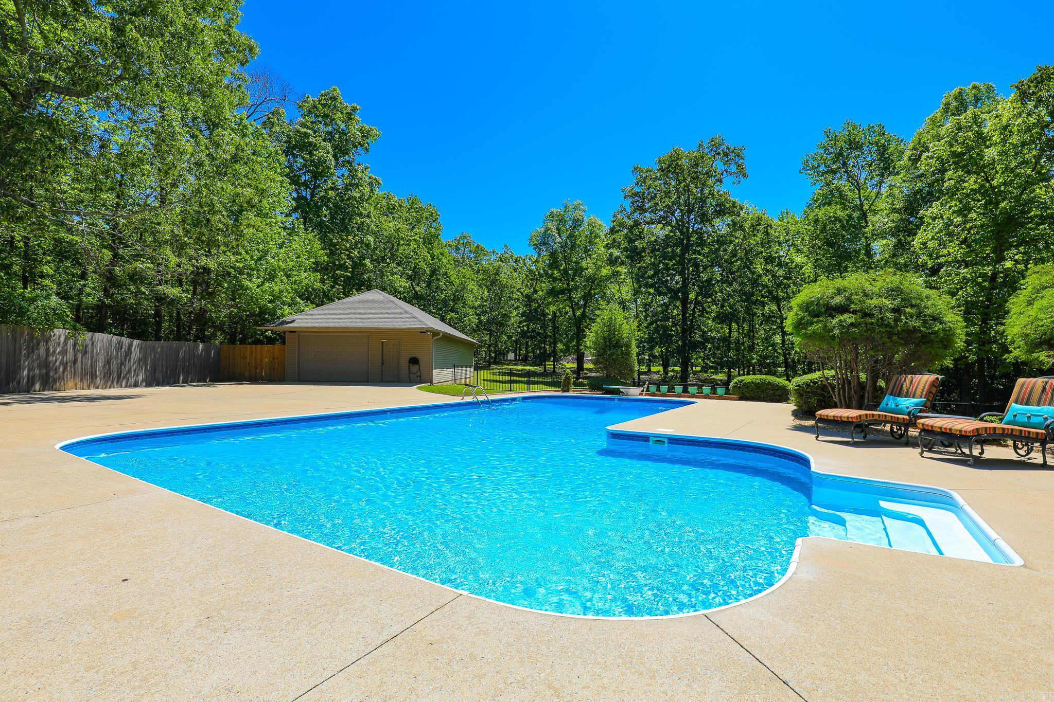 HICKORY CREEK - Residential