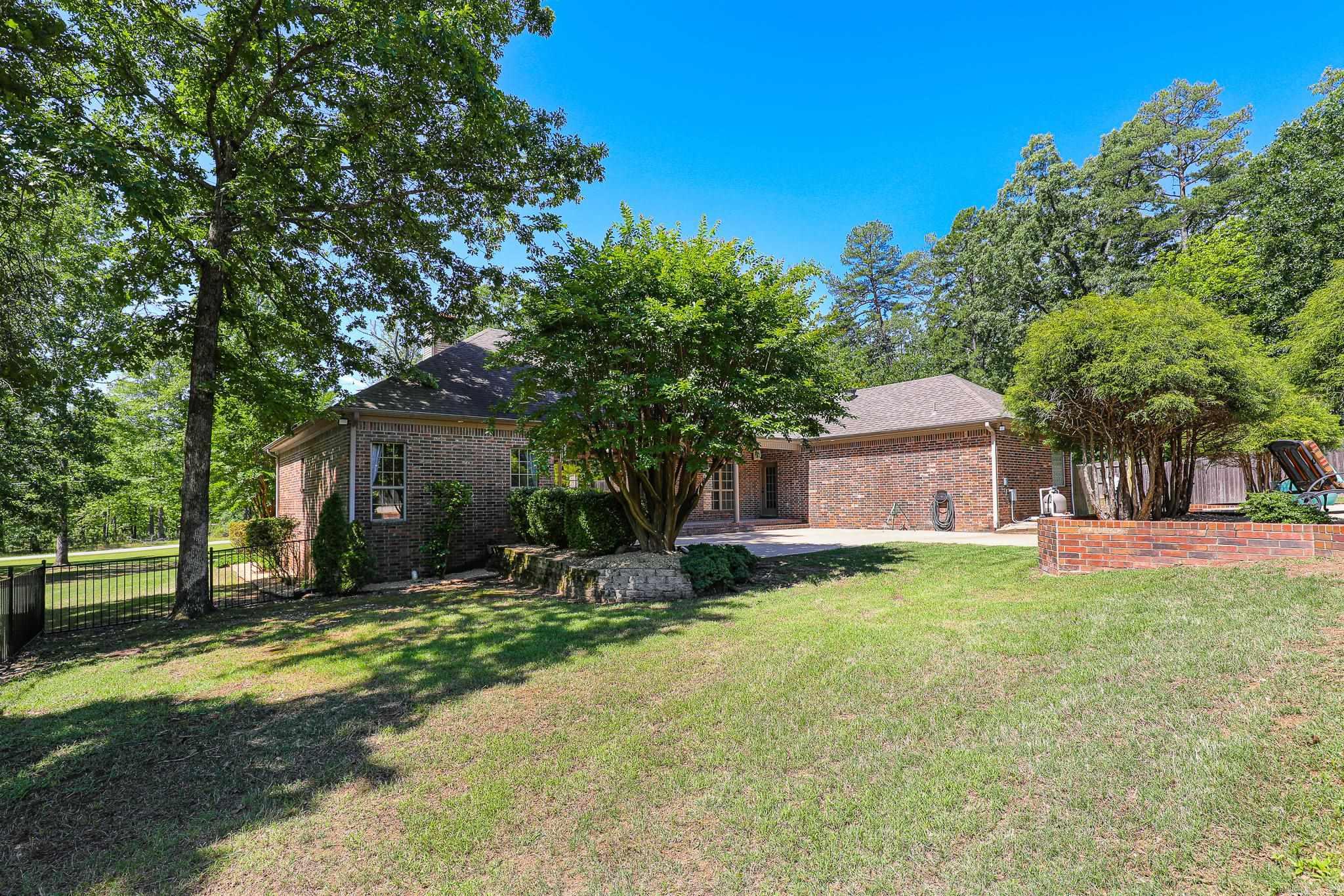 HICKORY CREEK - Residential