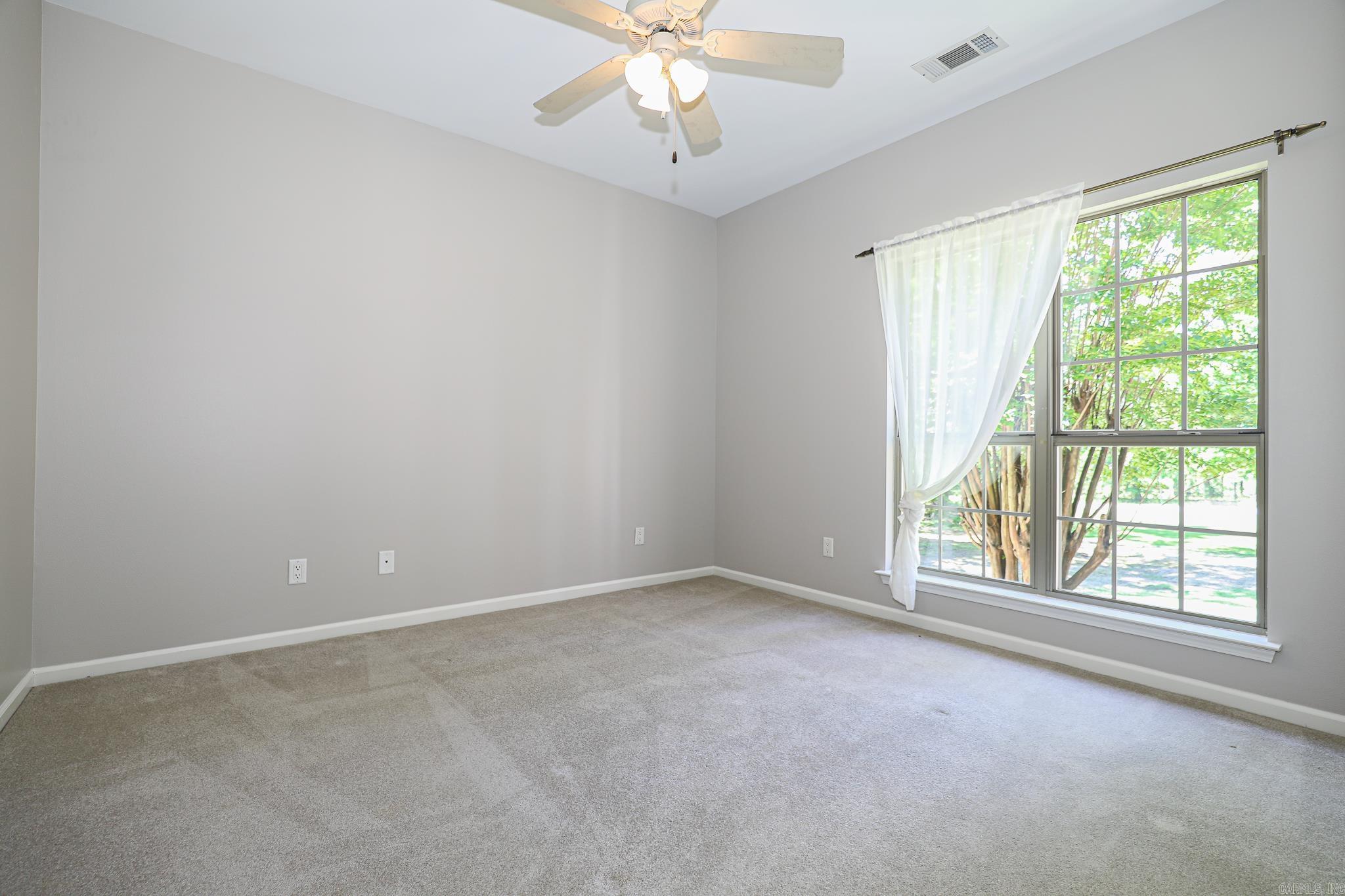 HICKORY CREEK - Residential