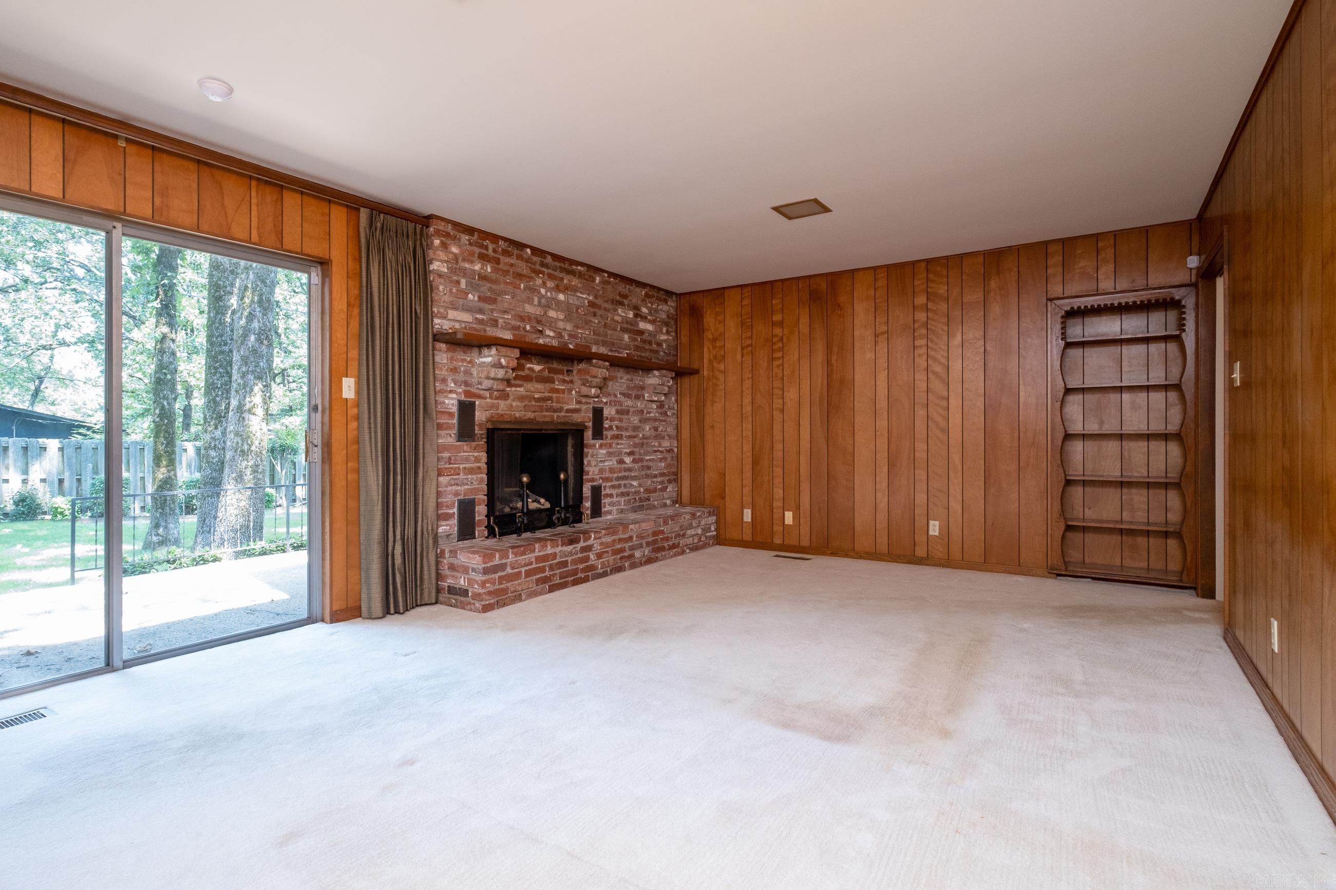 INDIAN HILLS - Residential