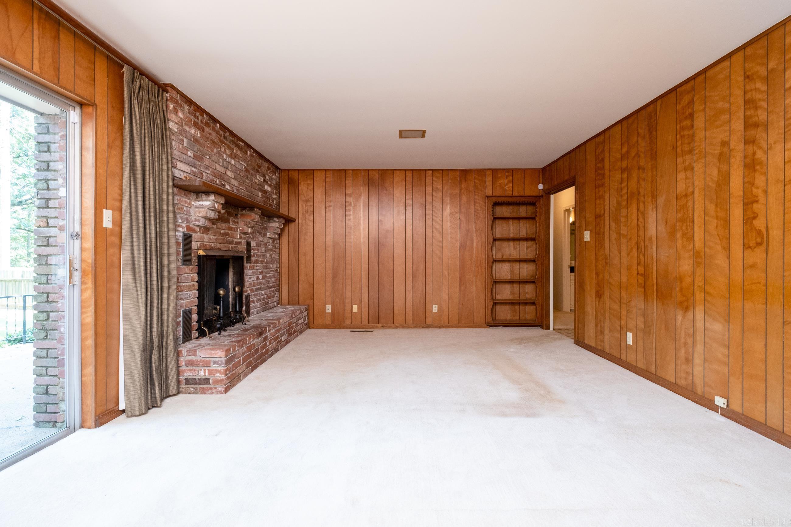 INDIAN HILLS - Residential