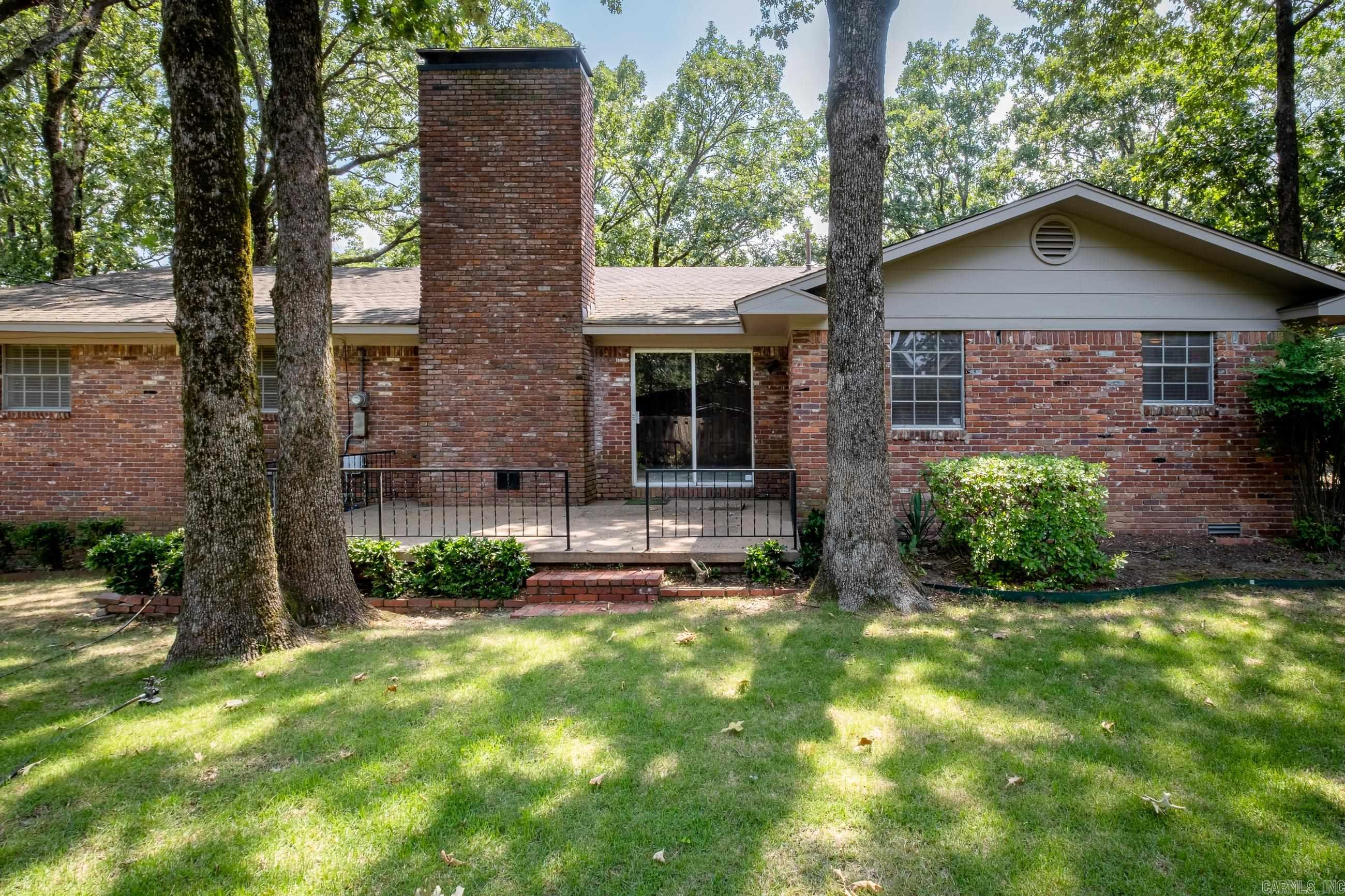 INDIAN HILLS - Residential