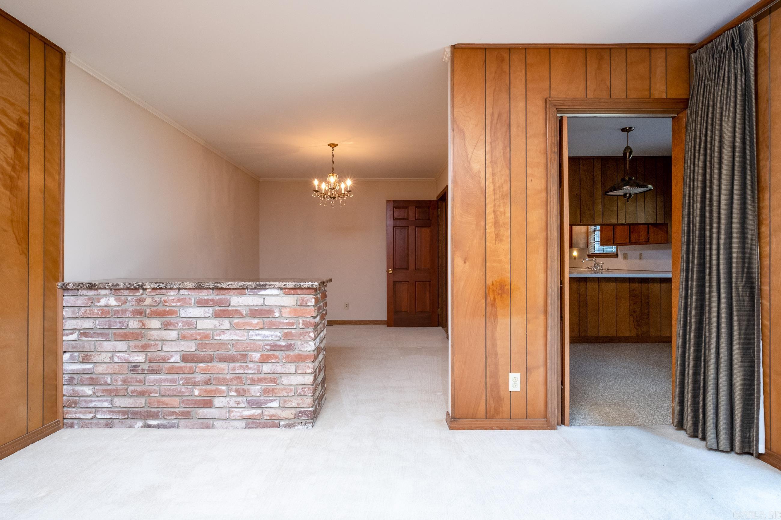 INDIAN HILLS - Residential