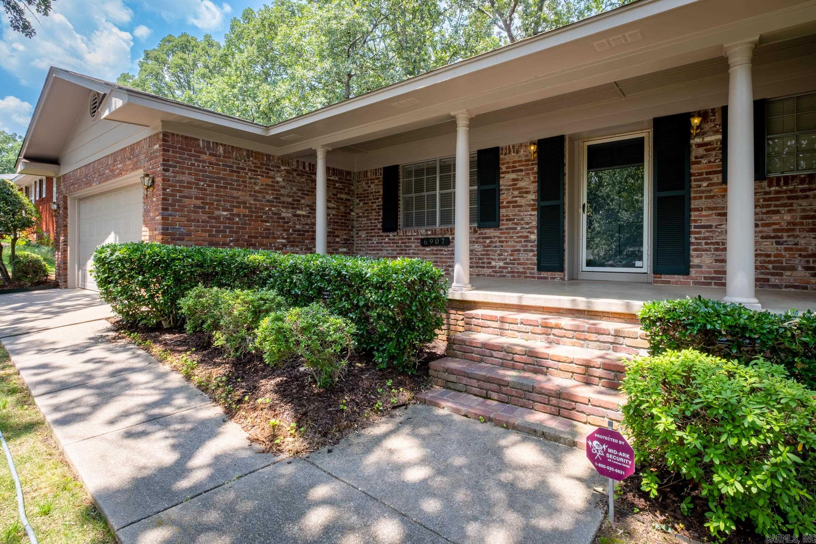 INDIAN HILLS - Residential