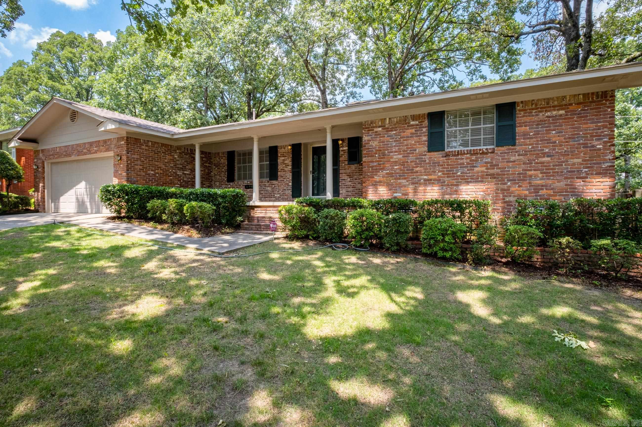 INDIAN HILLS - Residential