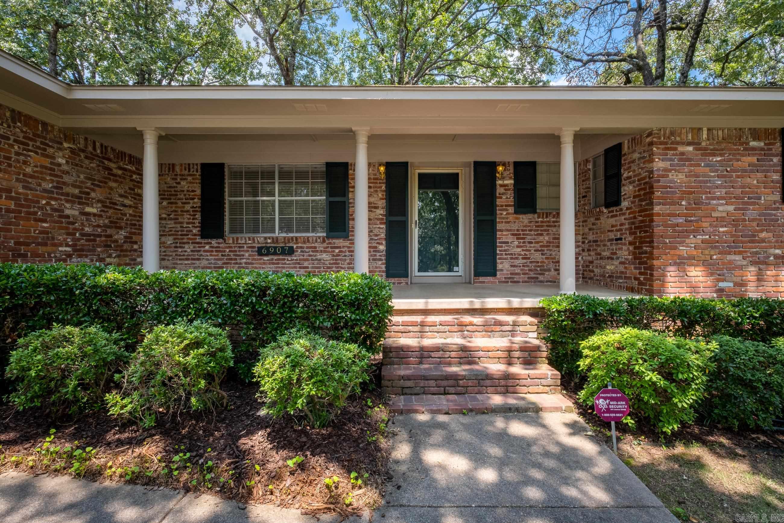 INDIAN HILLS - Residential