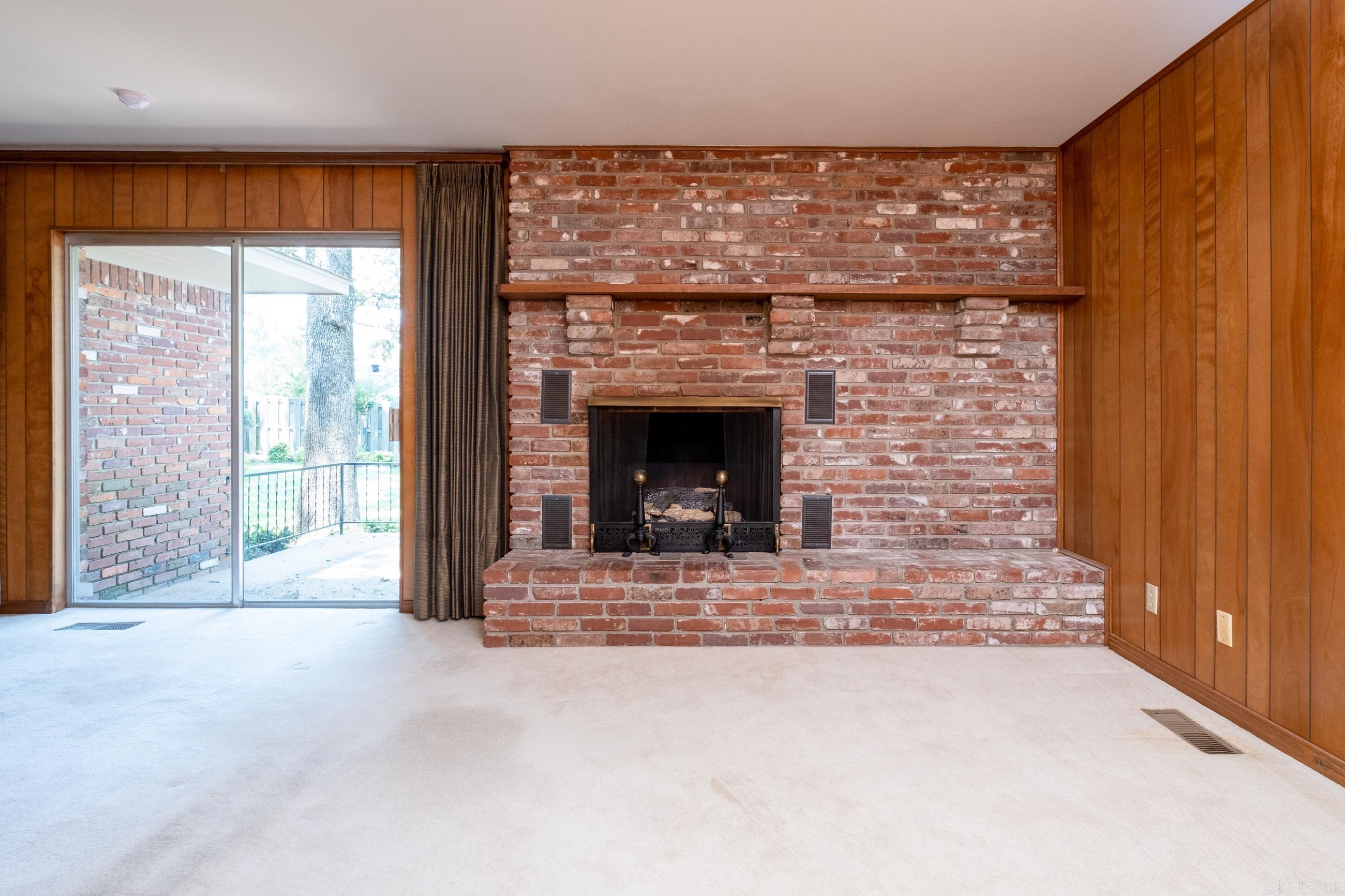 INDIAN HILLS - Residential