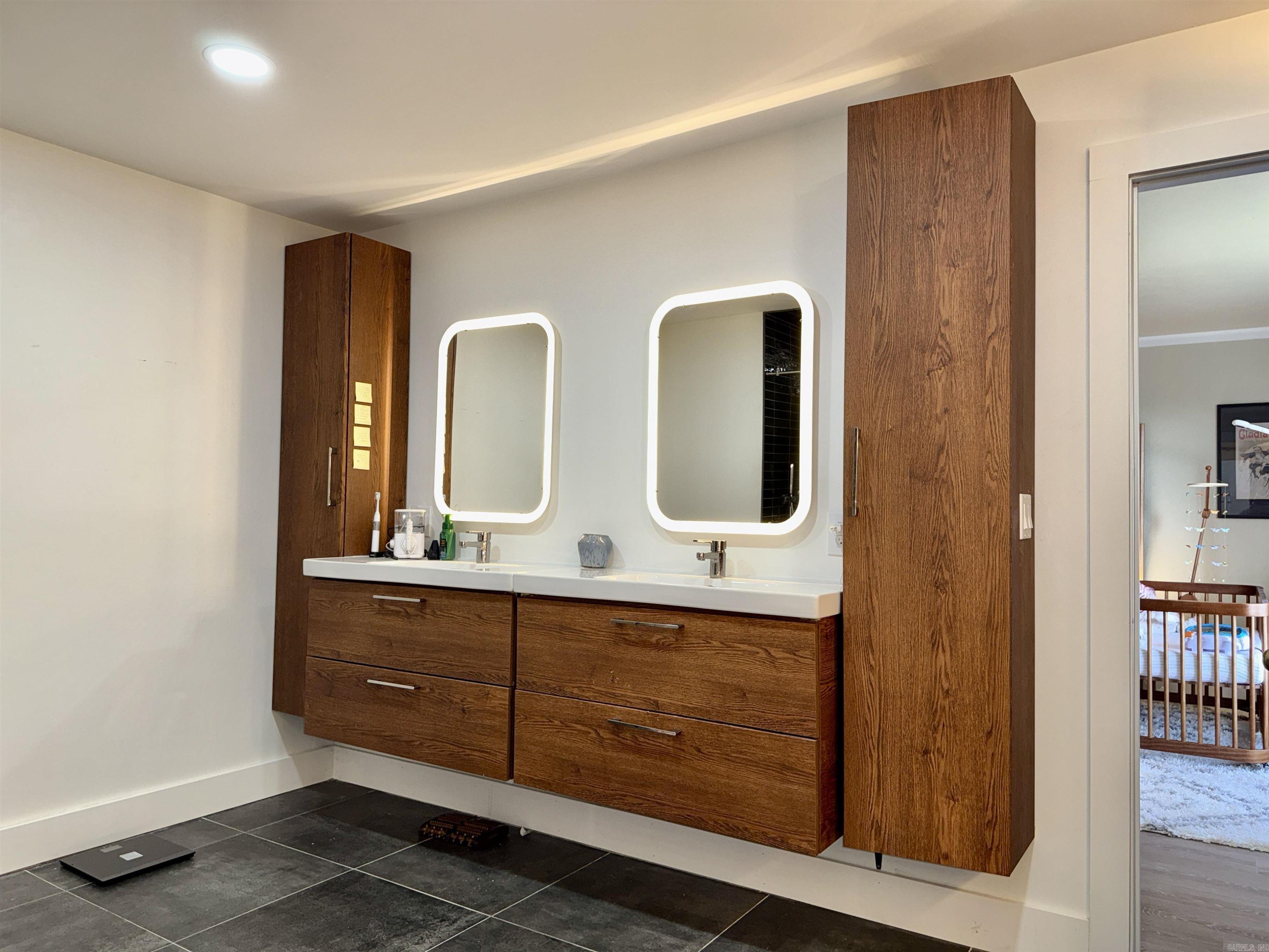 CLEARVIEW ESTATES - Residential