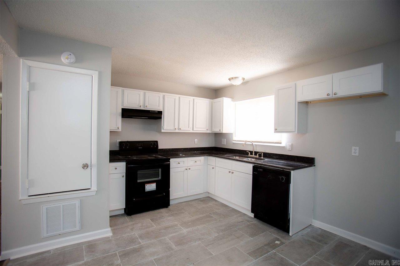 Geyer Springs - Residential Lease