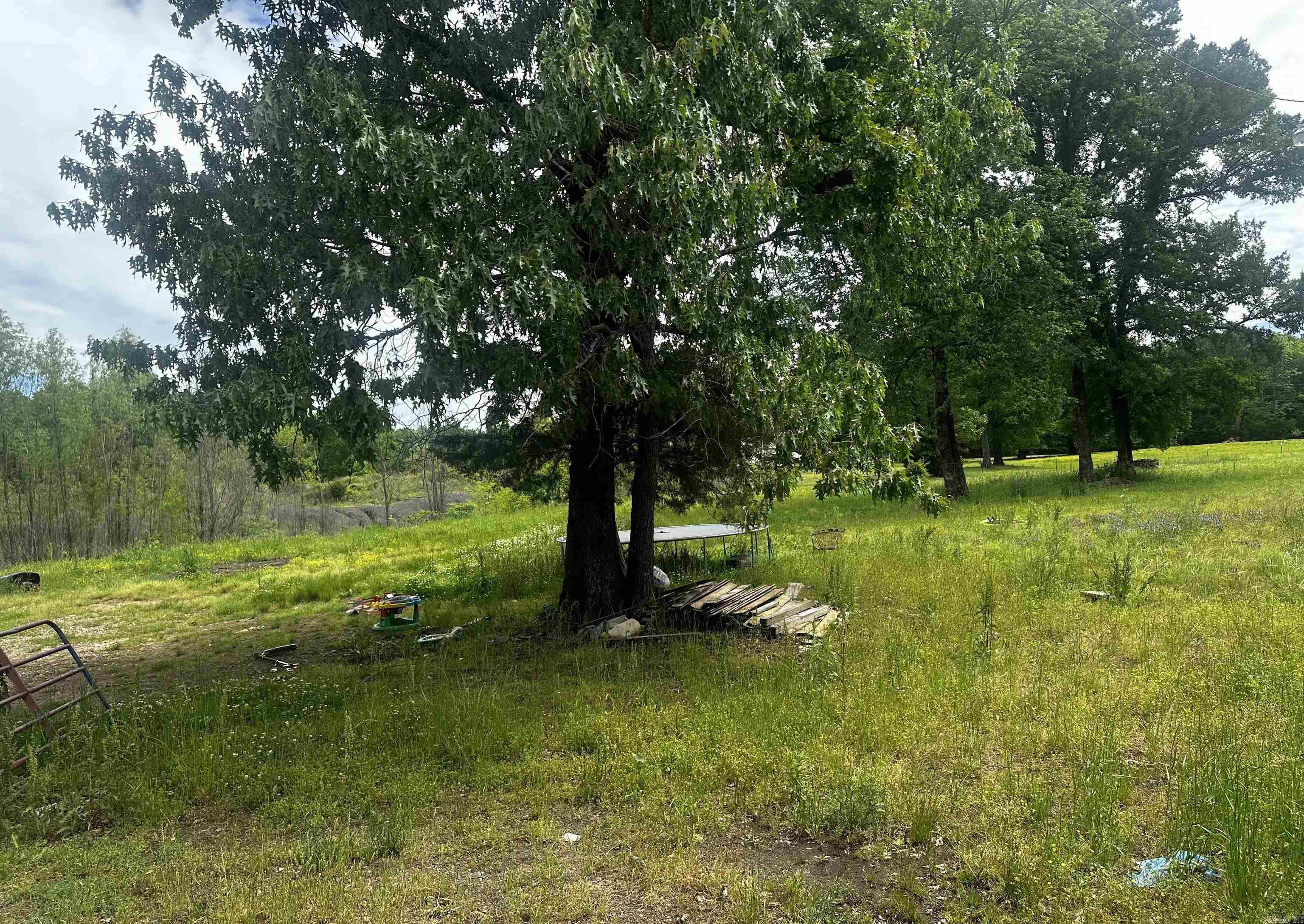 Metes & Bounds - Land