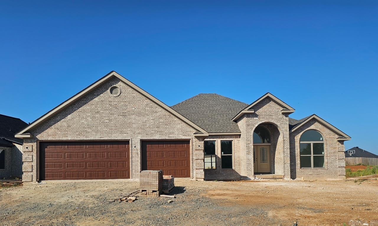 COUNTRY CLUB OF ARK THE - Residential