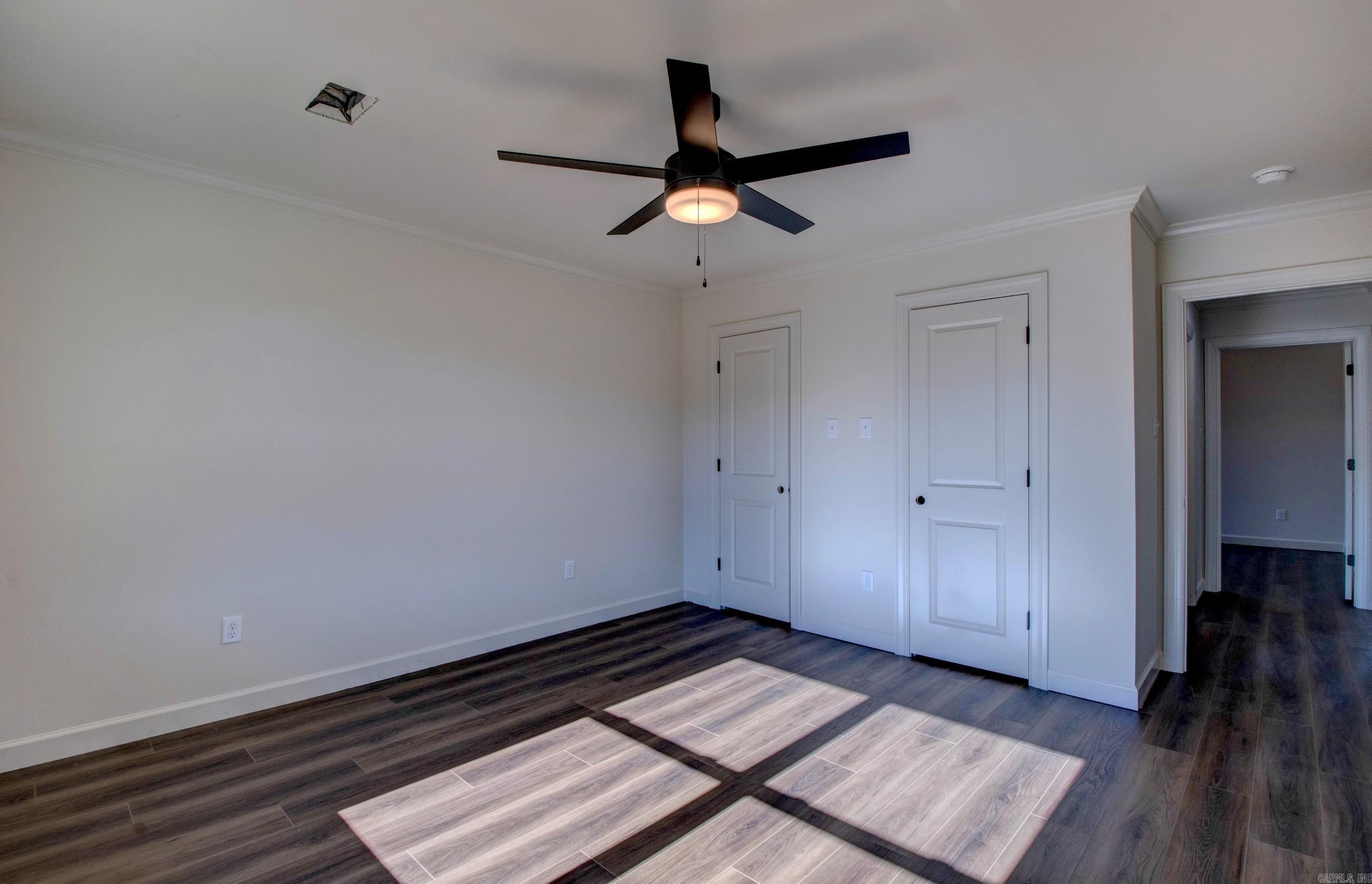 COUNTRY CLUB OF ARK THE - Residential