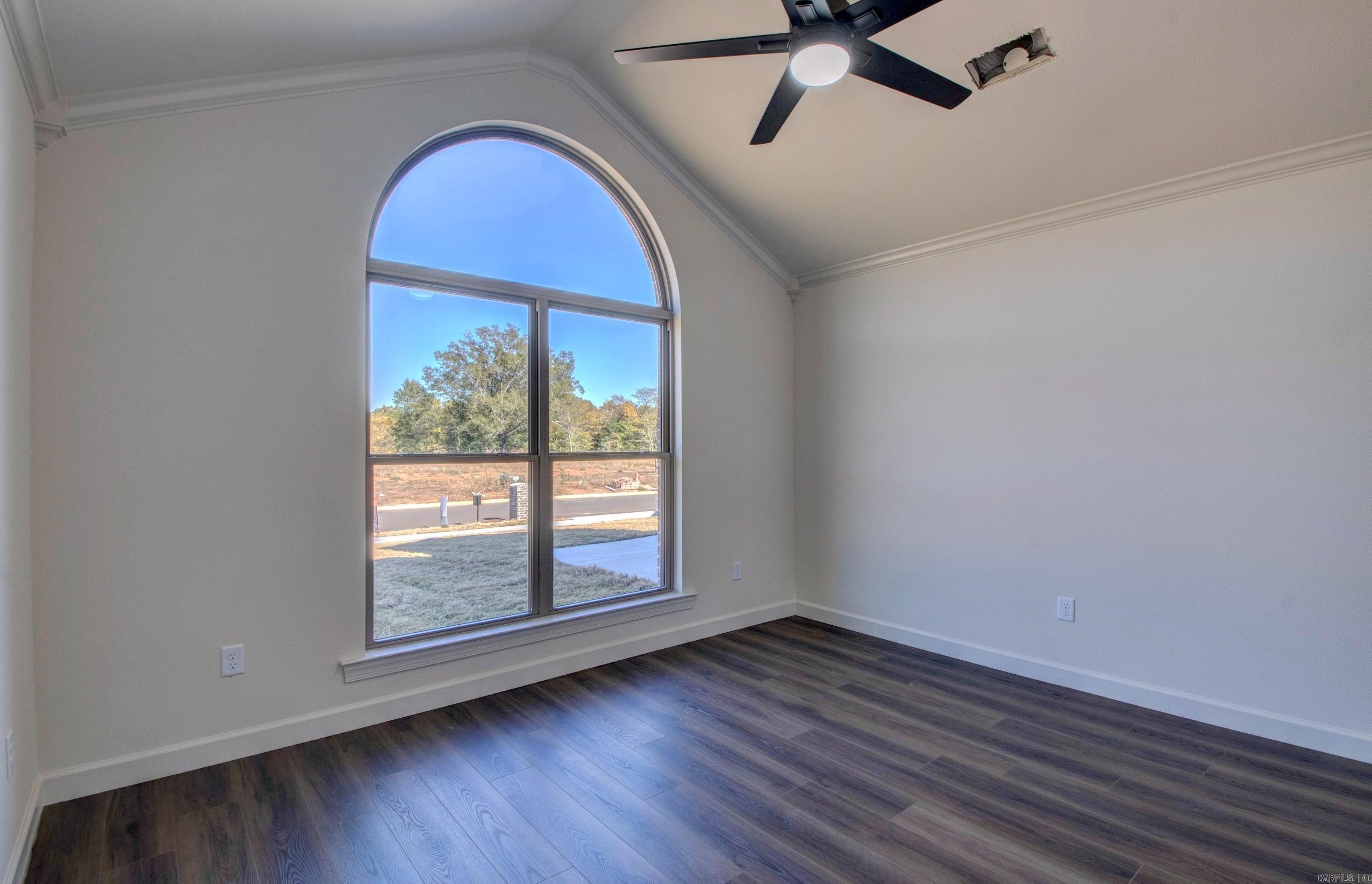 COUNTRY CLUB OF ARK THE - Residential