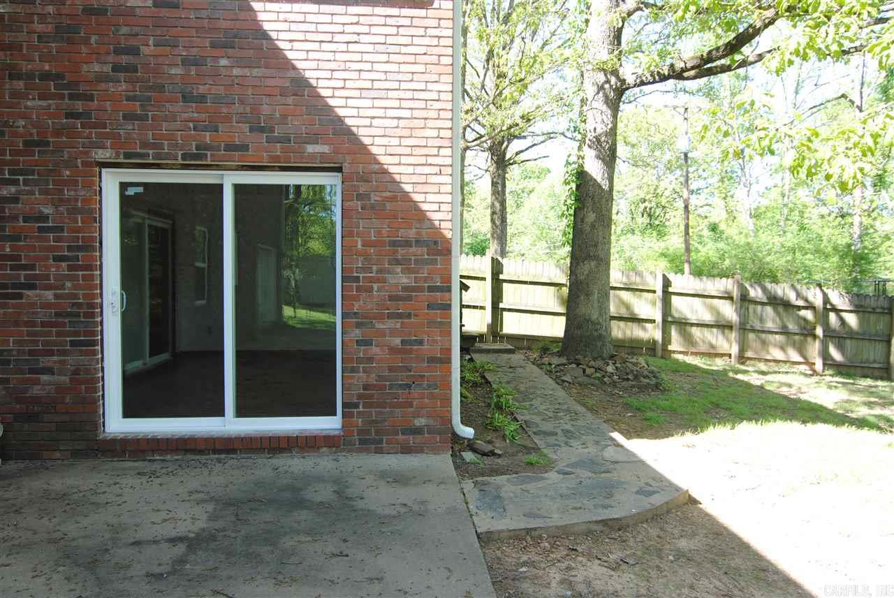 Country Club I - Residential Lease