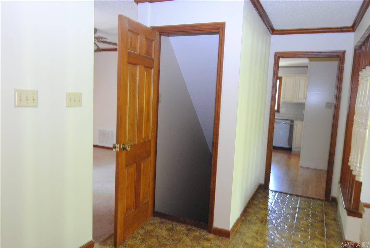 Country Club I - Residential Lease