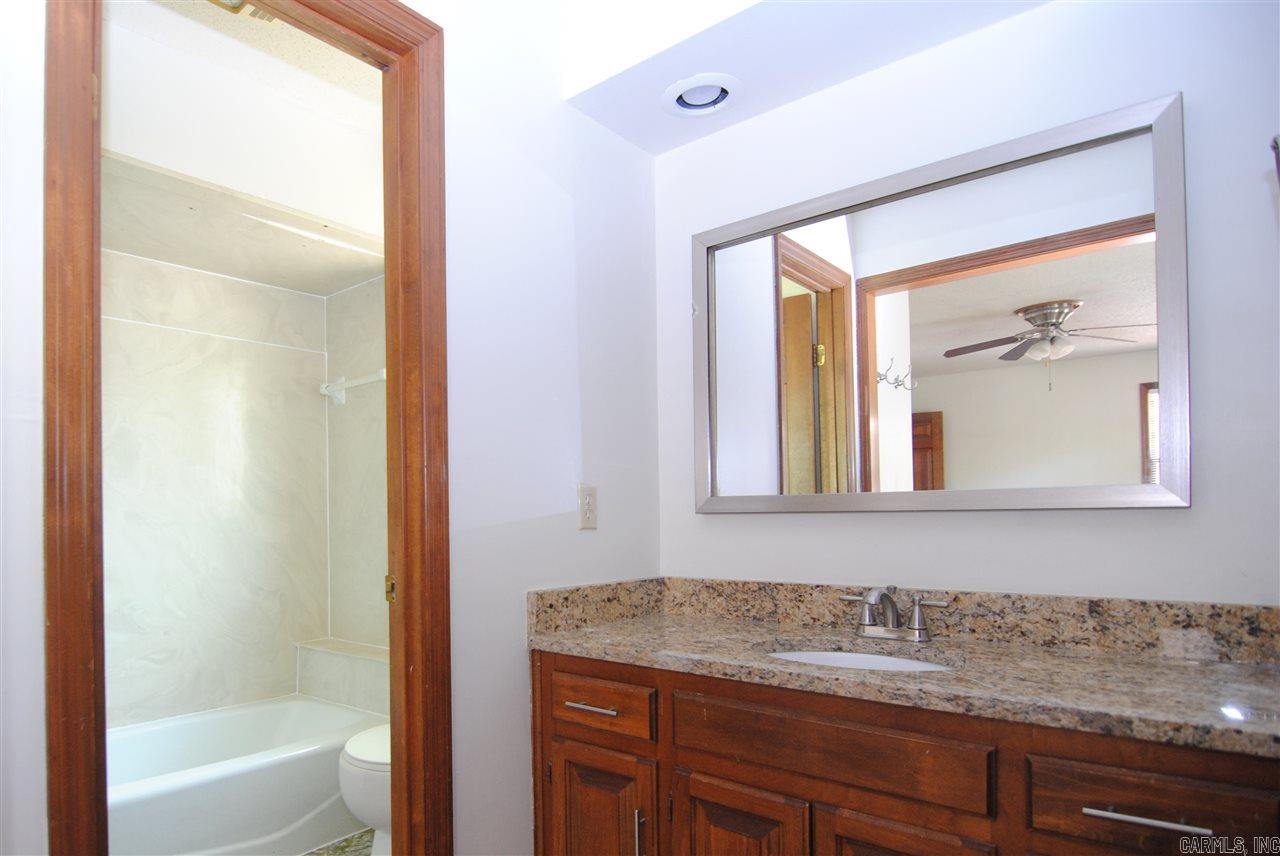 Country Club I - Residential Lease