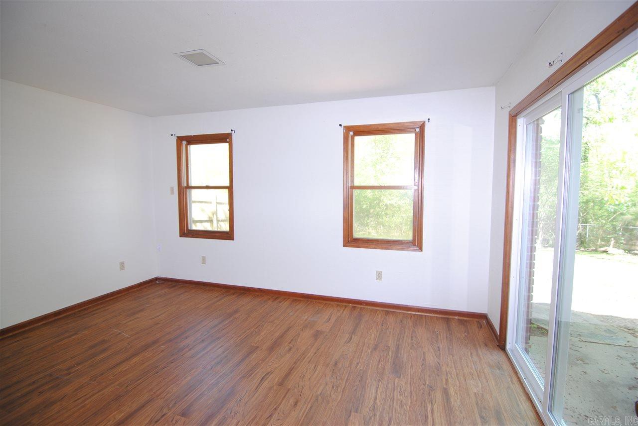 Country Club I - Residential Lease