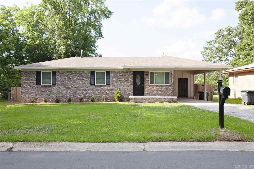 Recently  renovated Sherwood home for rent. Located in a great central Sherwood location with 3BR/1BA, fireplace, carport, large back yard and much more!     MOVE IN SPECIAL: HALF OFF FIRST MONTH RENT !!!