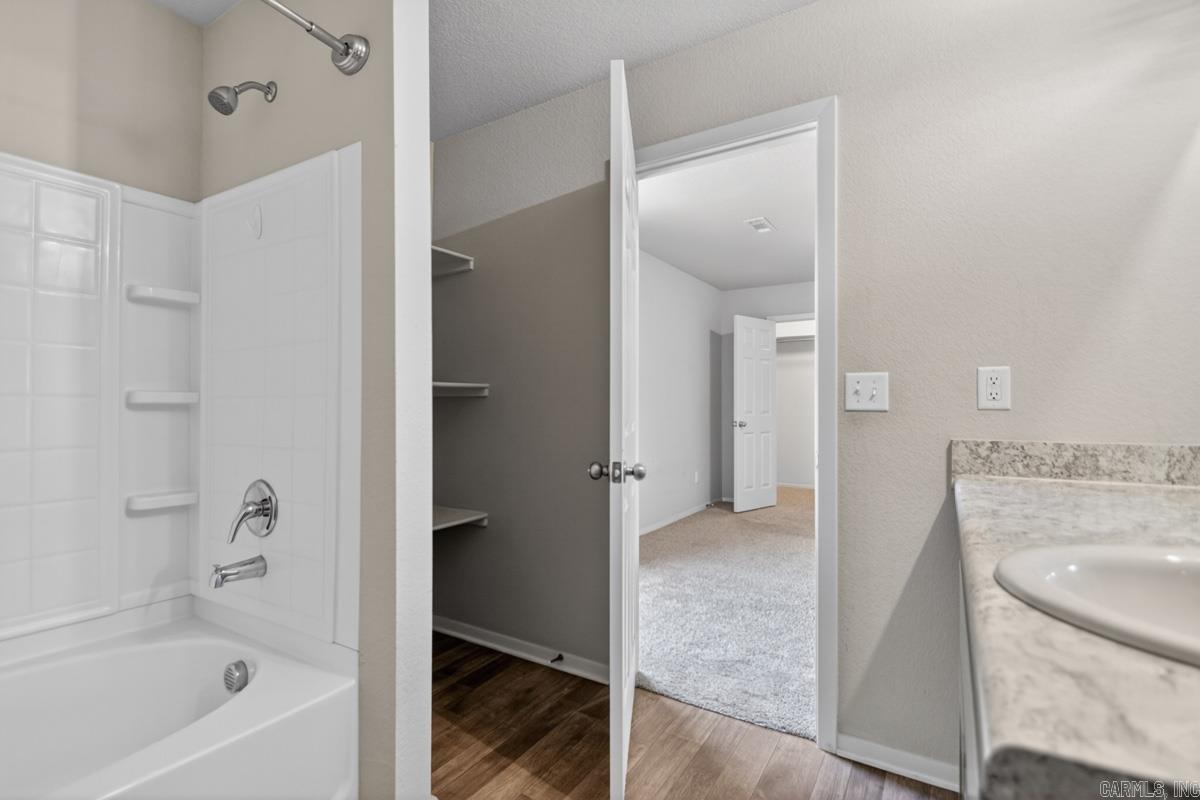 STAGECOACH MEADOWS - Residential