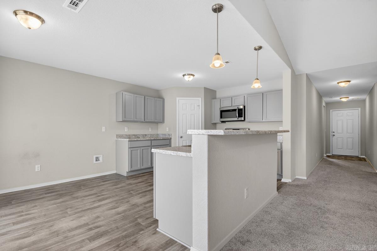 STAGECOACH MEADOWS - Residential