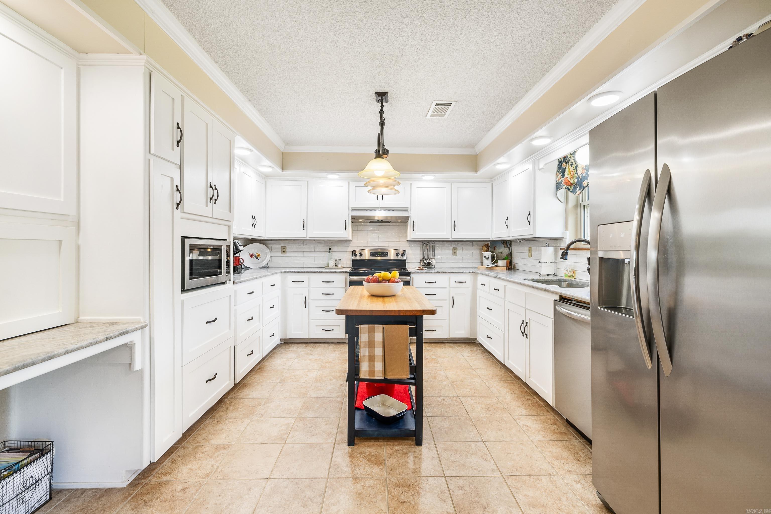 CLEVELAND SHORES - Residential