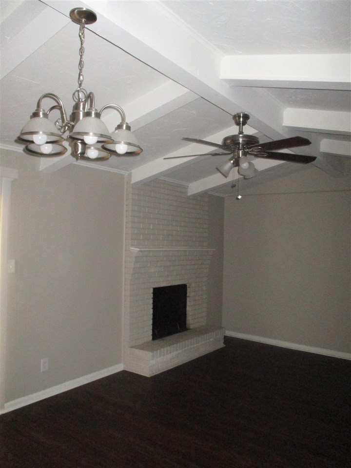 Country Club Park - Residential Lease