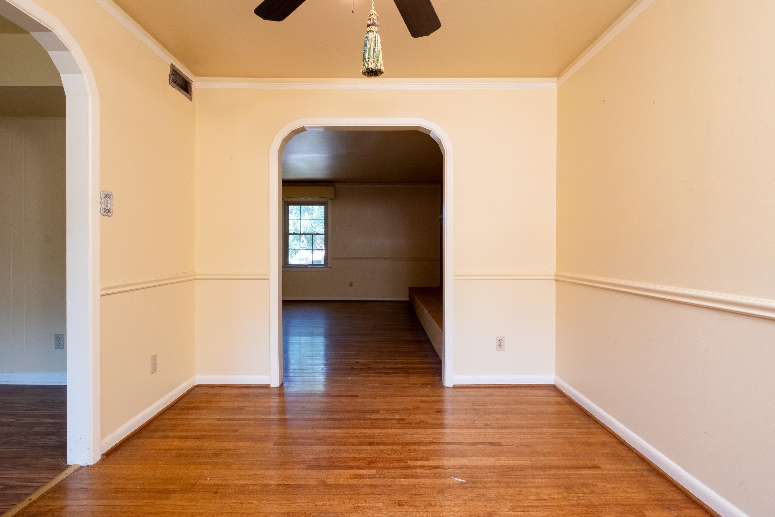 LAKESIDE TERRACE - Residential