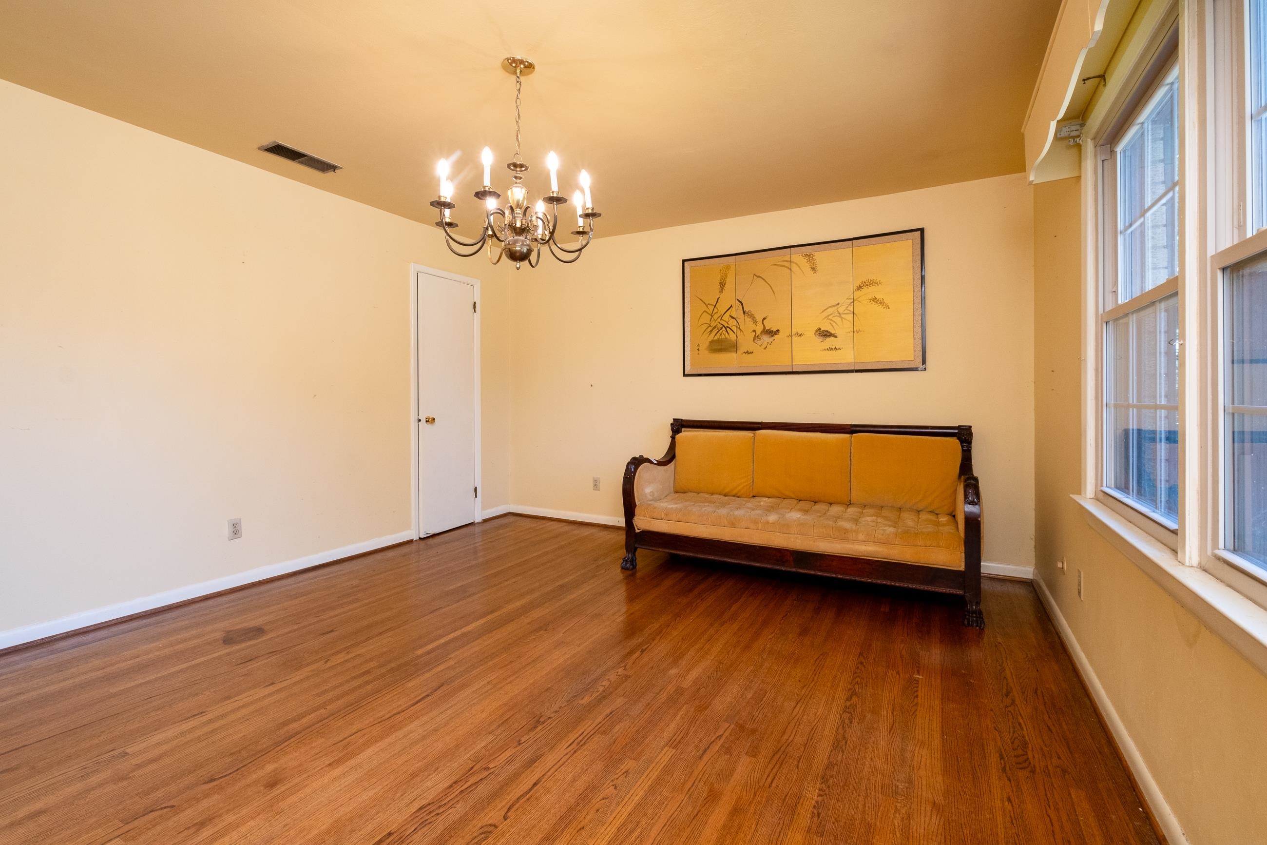 LAKESIDE TERRACE - Residential