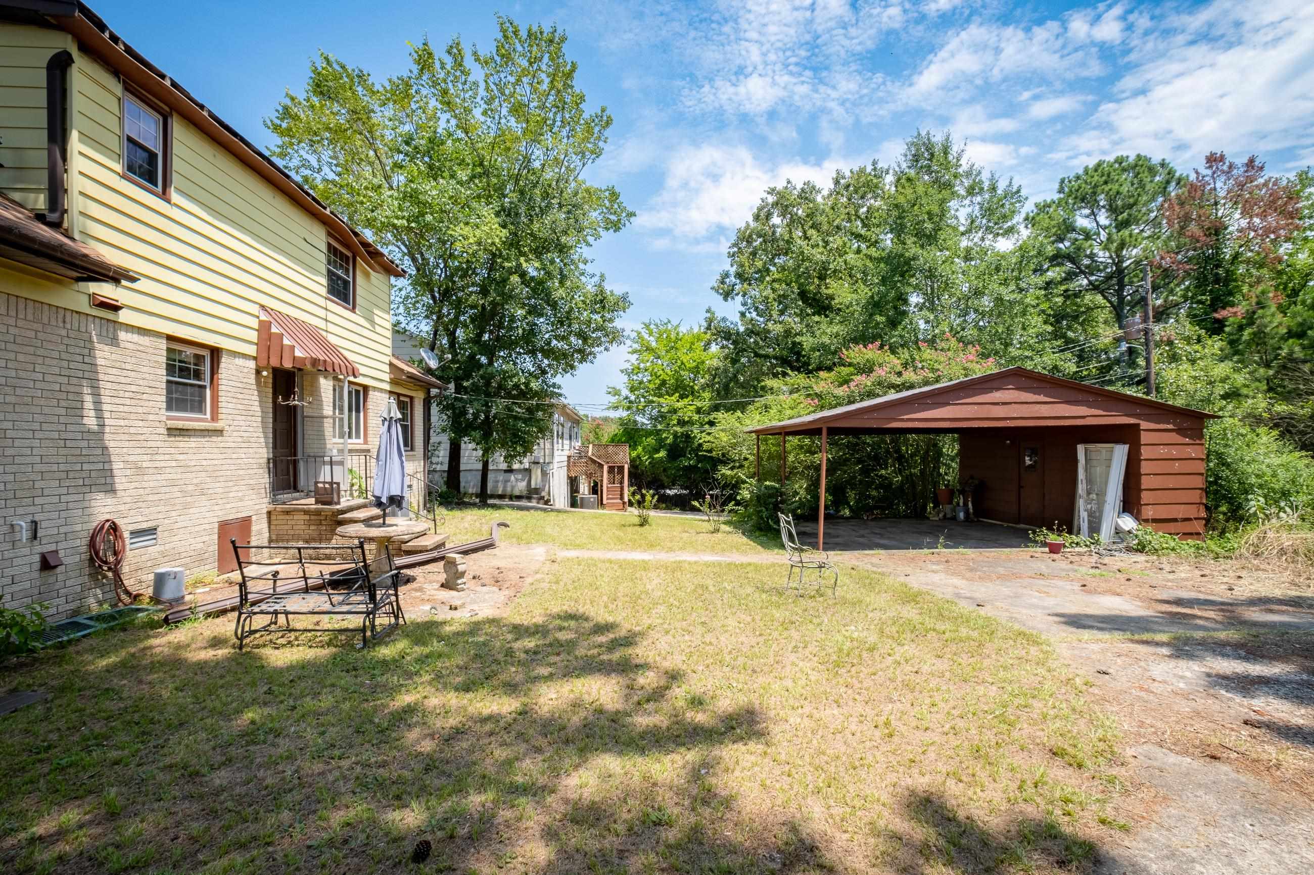 LAKESIDE TERRACE - Residential
