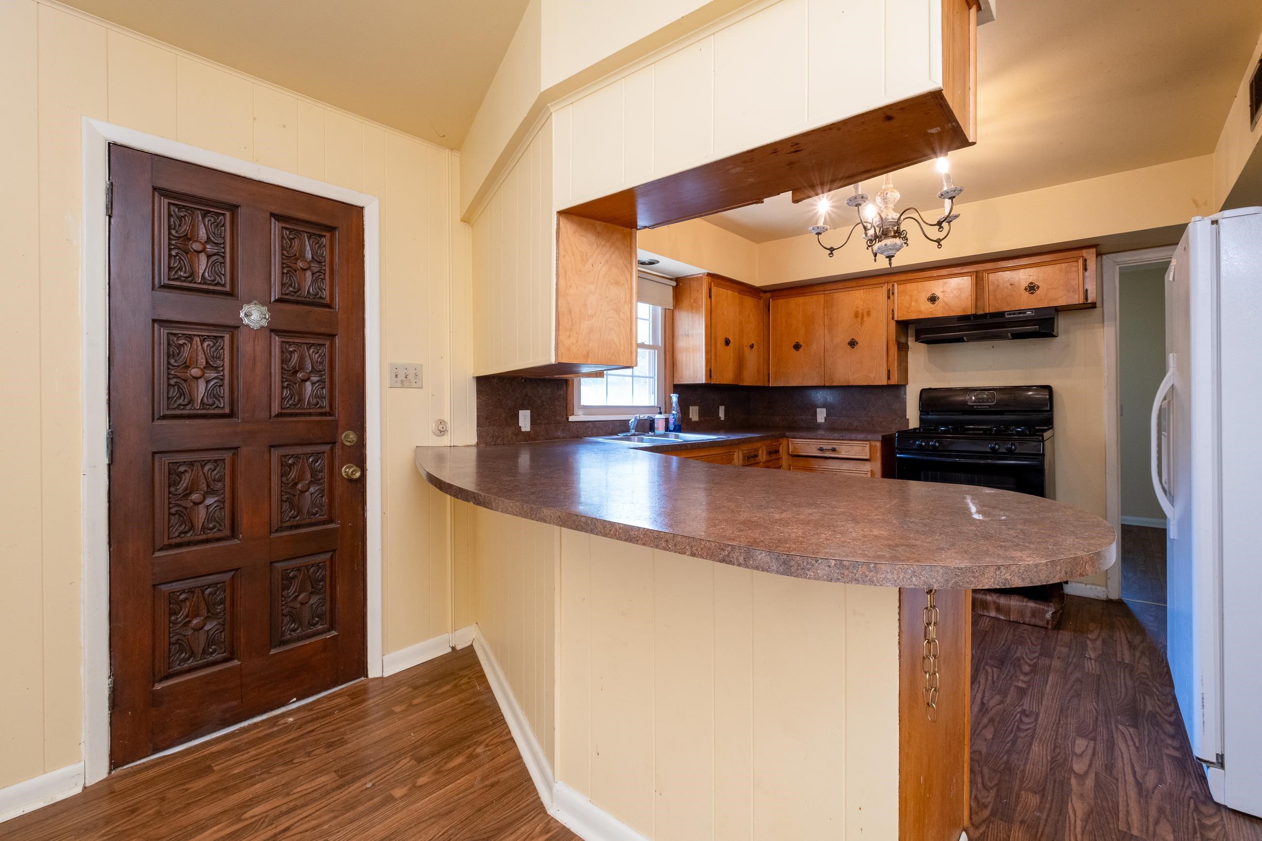 LAKESIDE TERRACE - Residential