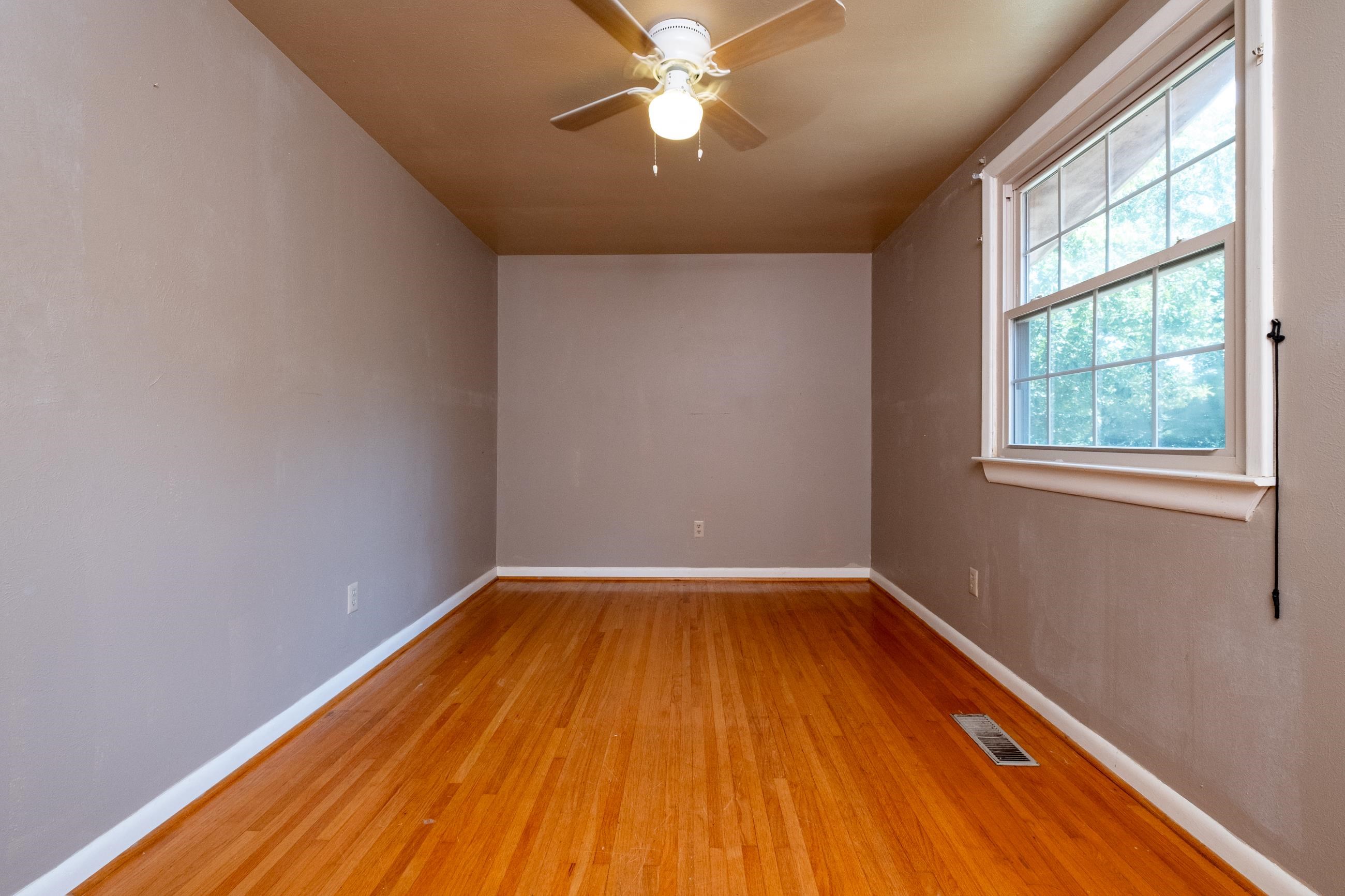 LAKESIDE TERRACE - Residential