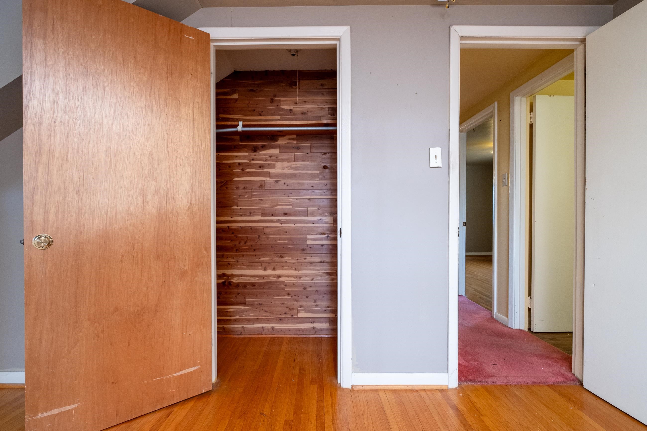 LAKESIDE TERRACE - Residential