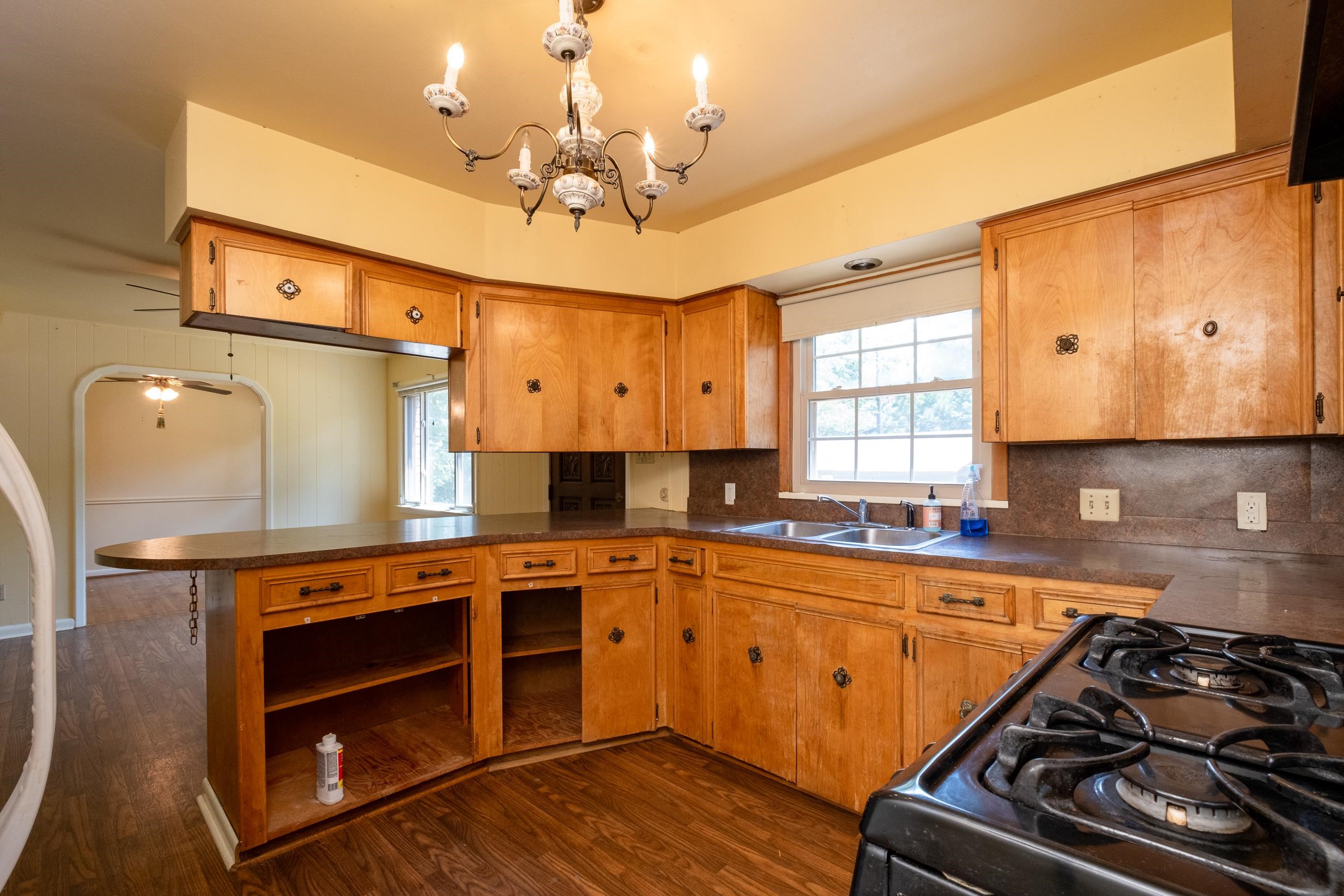 LAKESIDE TERRACE - Residential