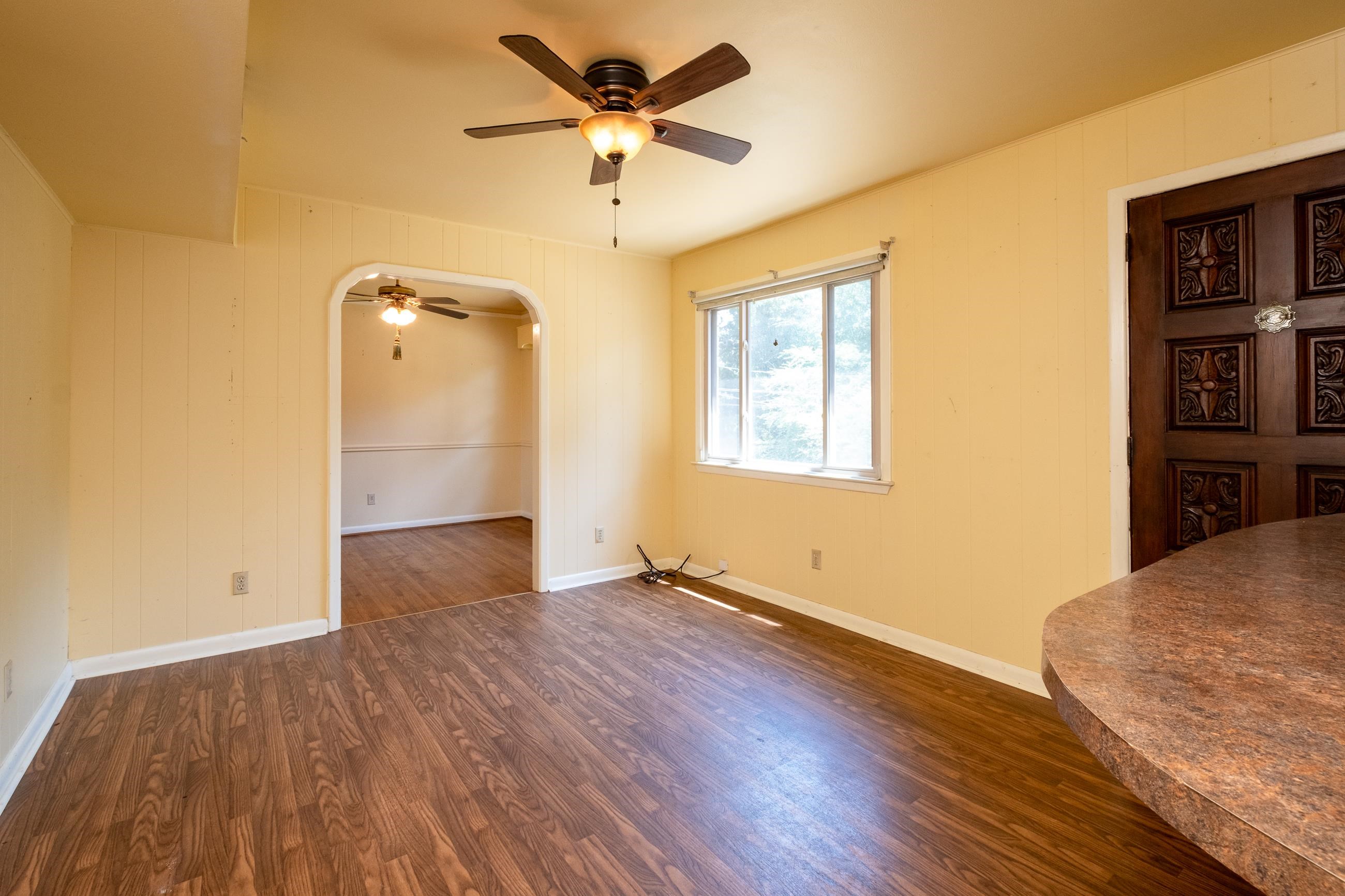 LAKESIDE TERRACE - Residential