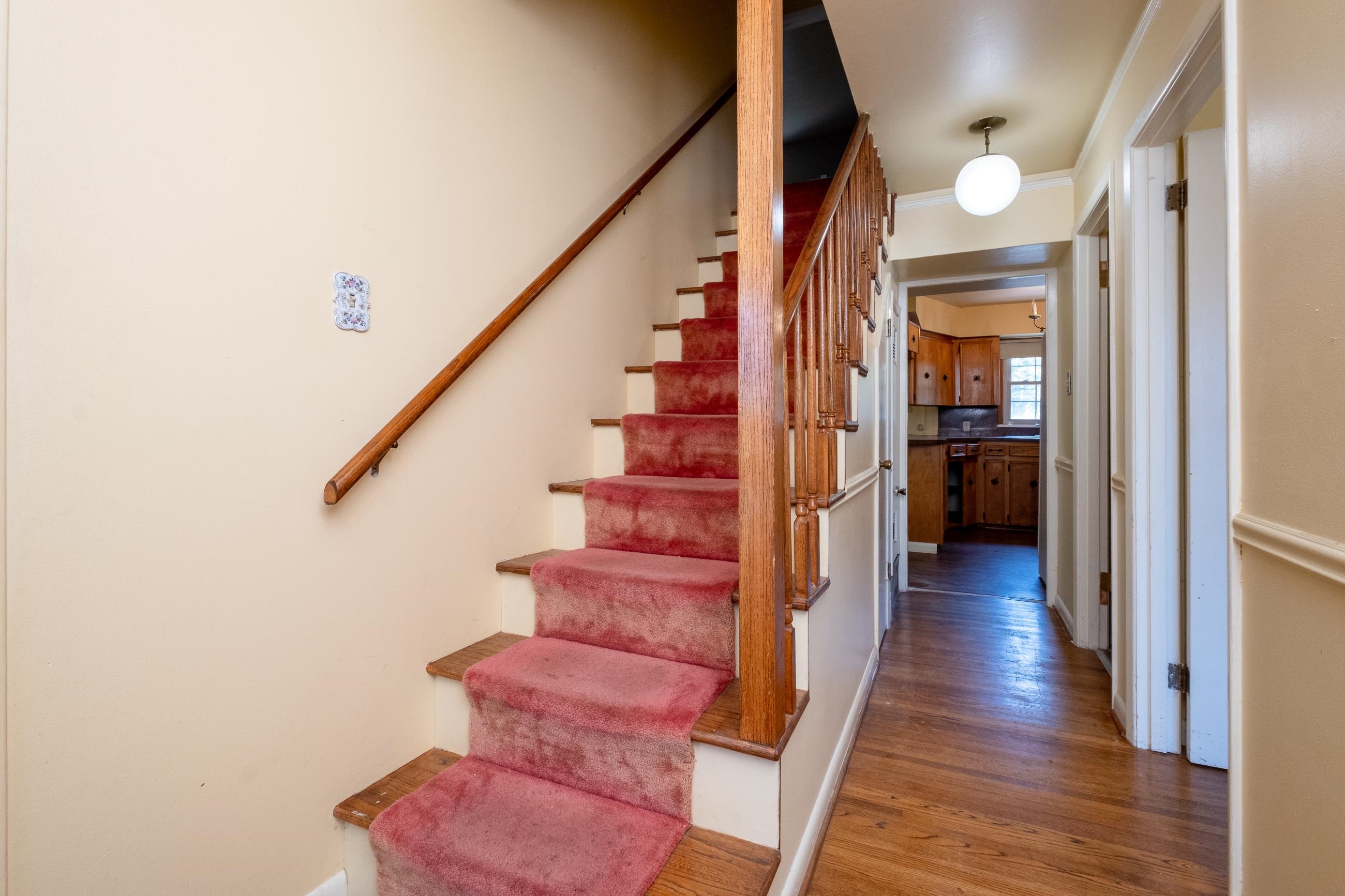 LAKESIDE TERRACE - Residential