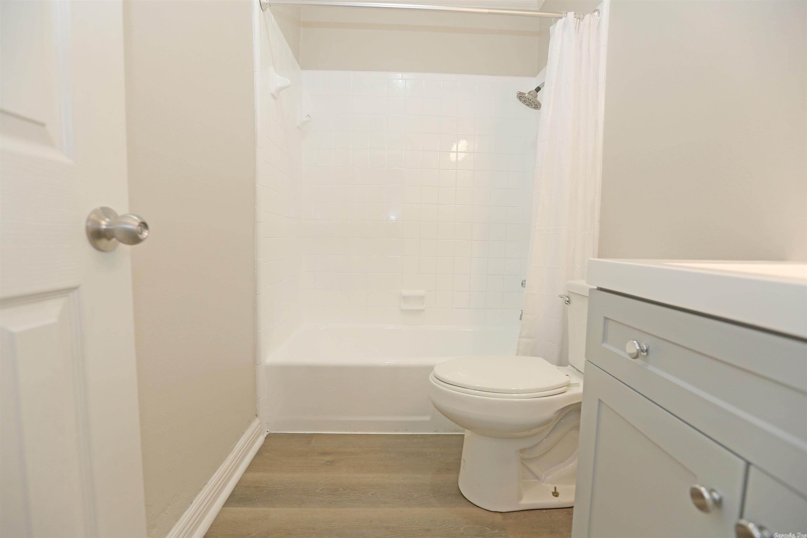 Hill Crest - Residential Lease