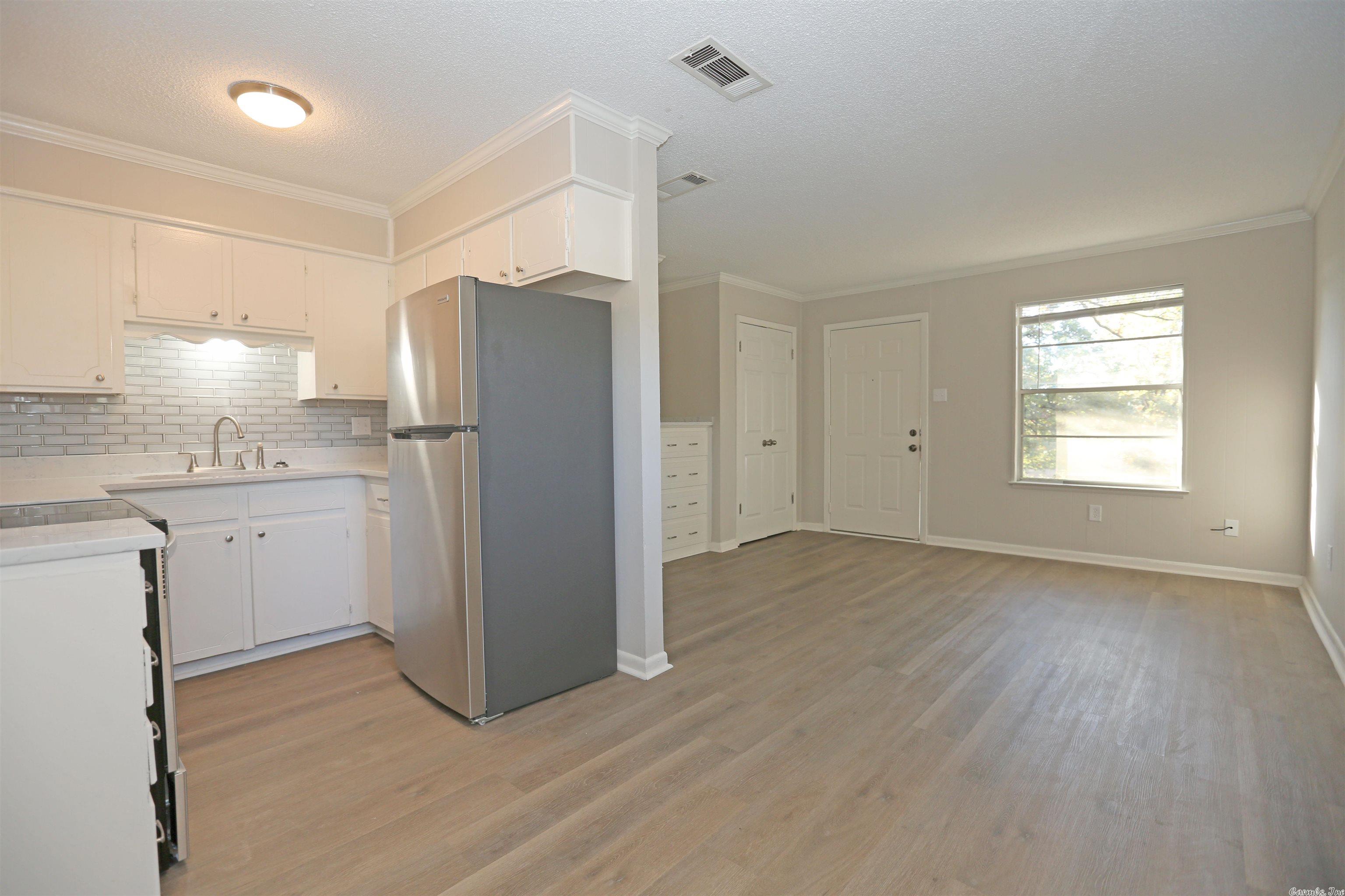 Hill Crest - Residential Lease