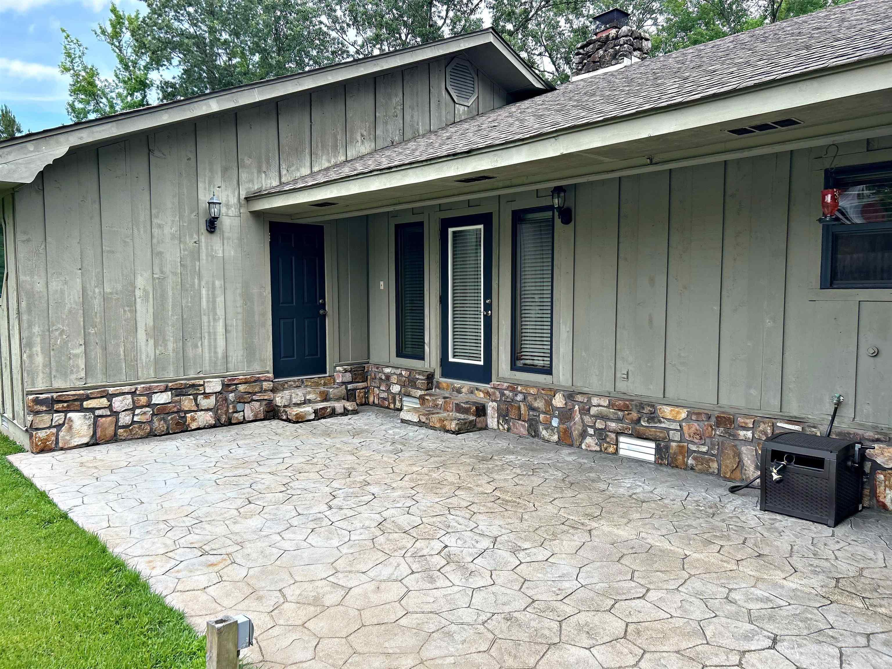 CEDAR BROOK ADDN - Residential