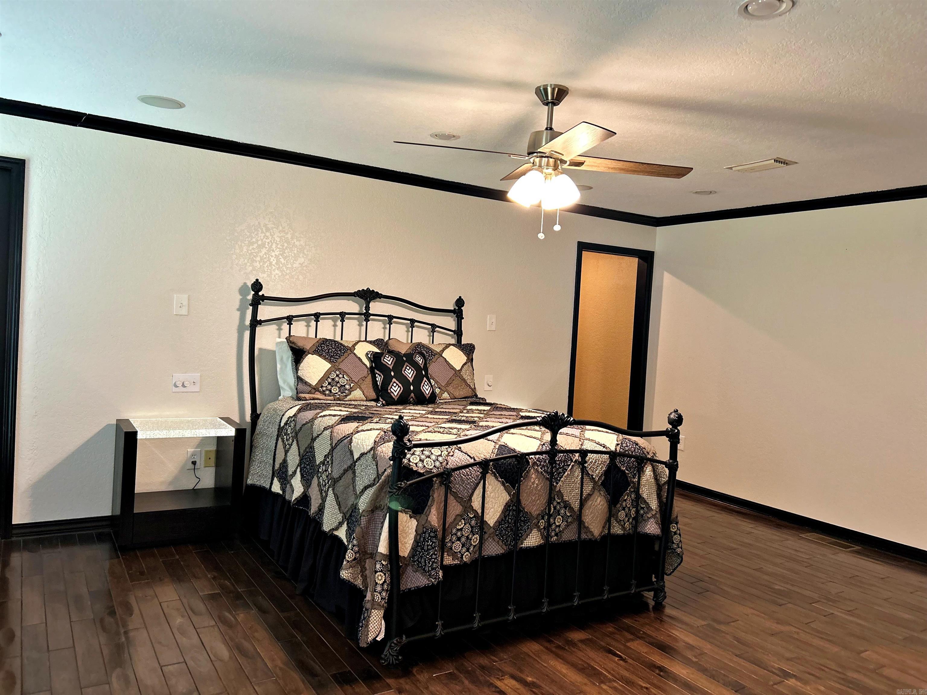 CEDAR BROOK ADDN - Residential