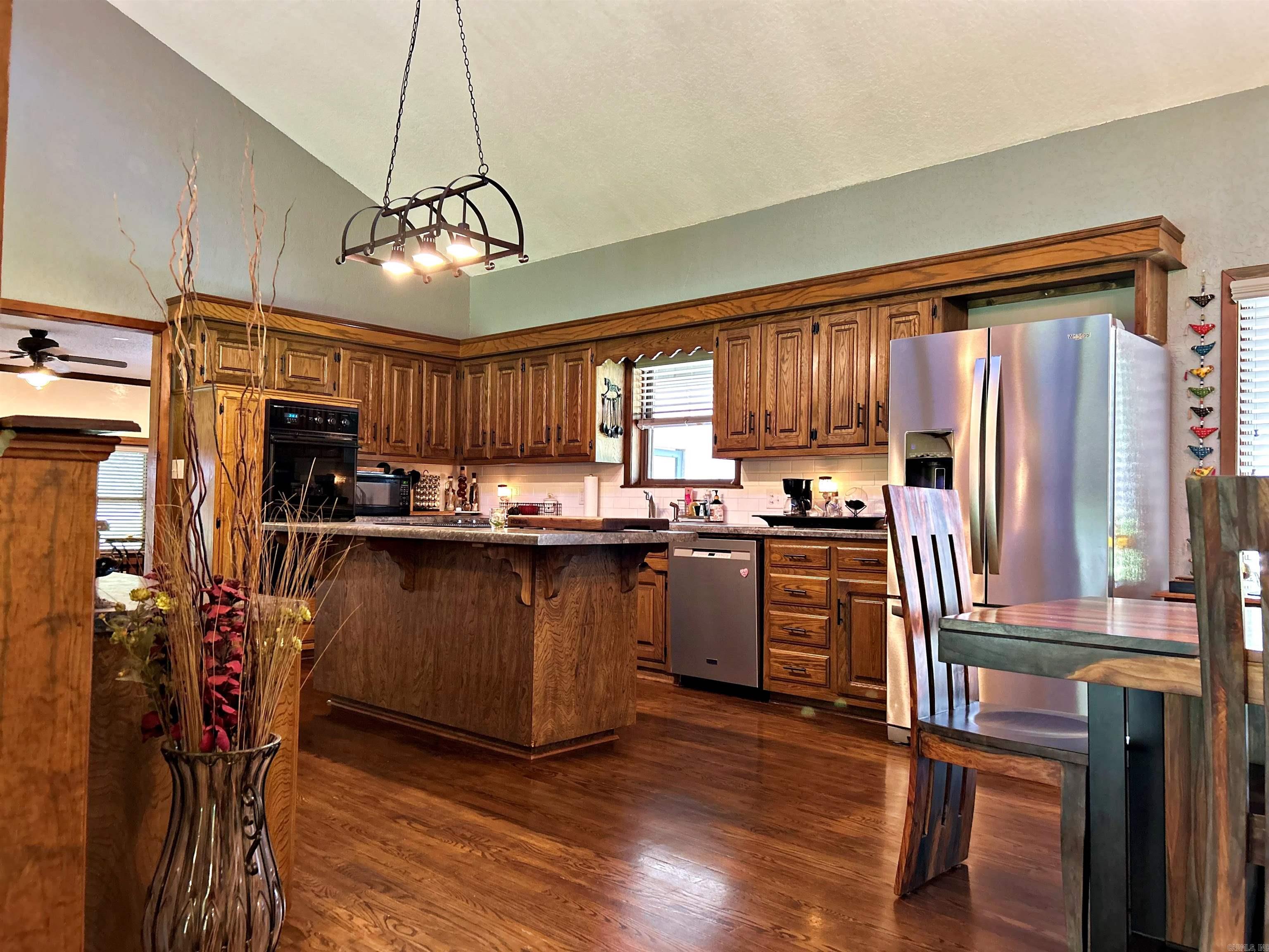 CEDAR BROOK ADDN - Residential