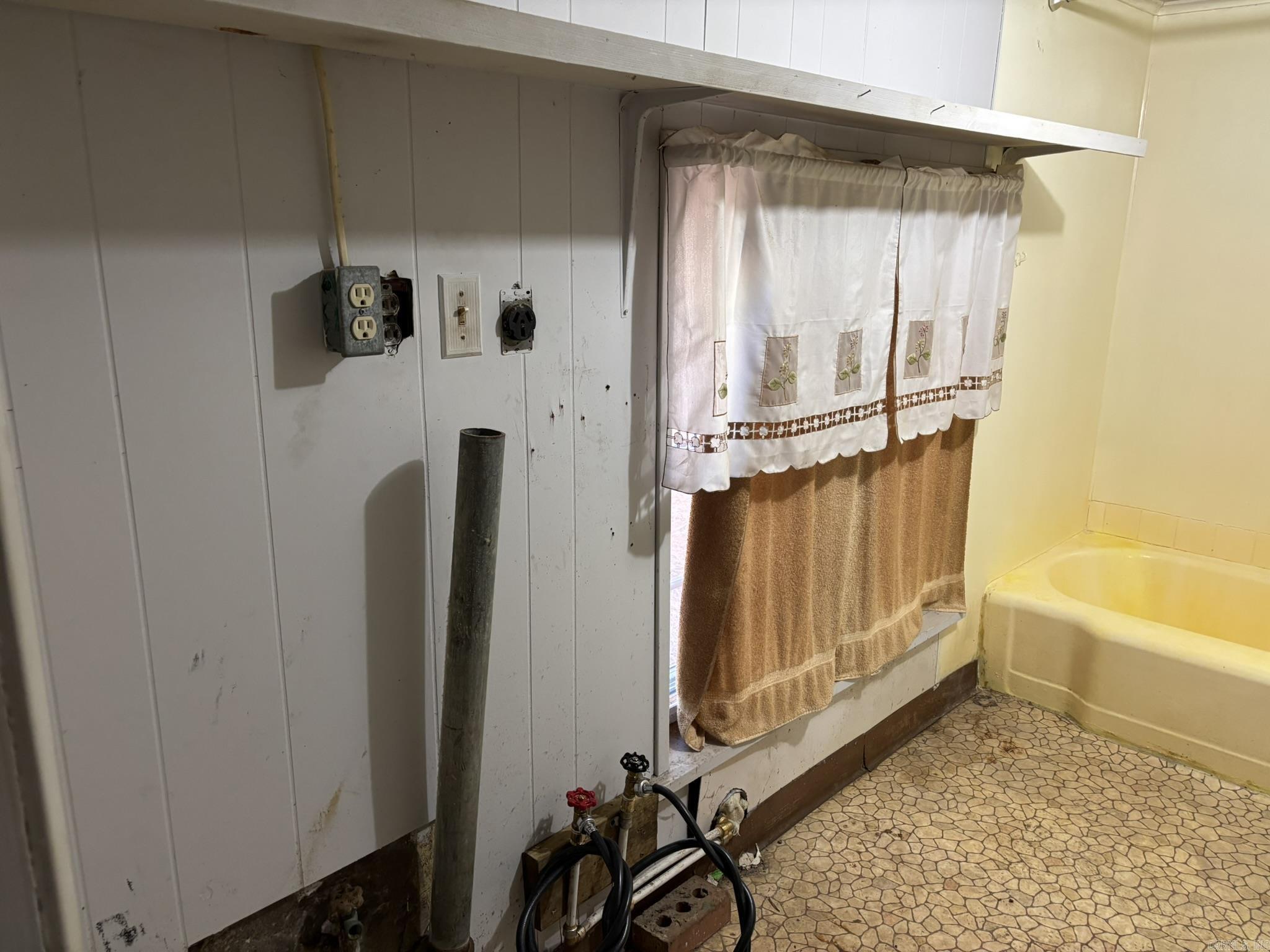 CULLENDALE-TOWNSITE - Residential