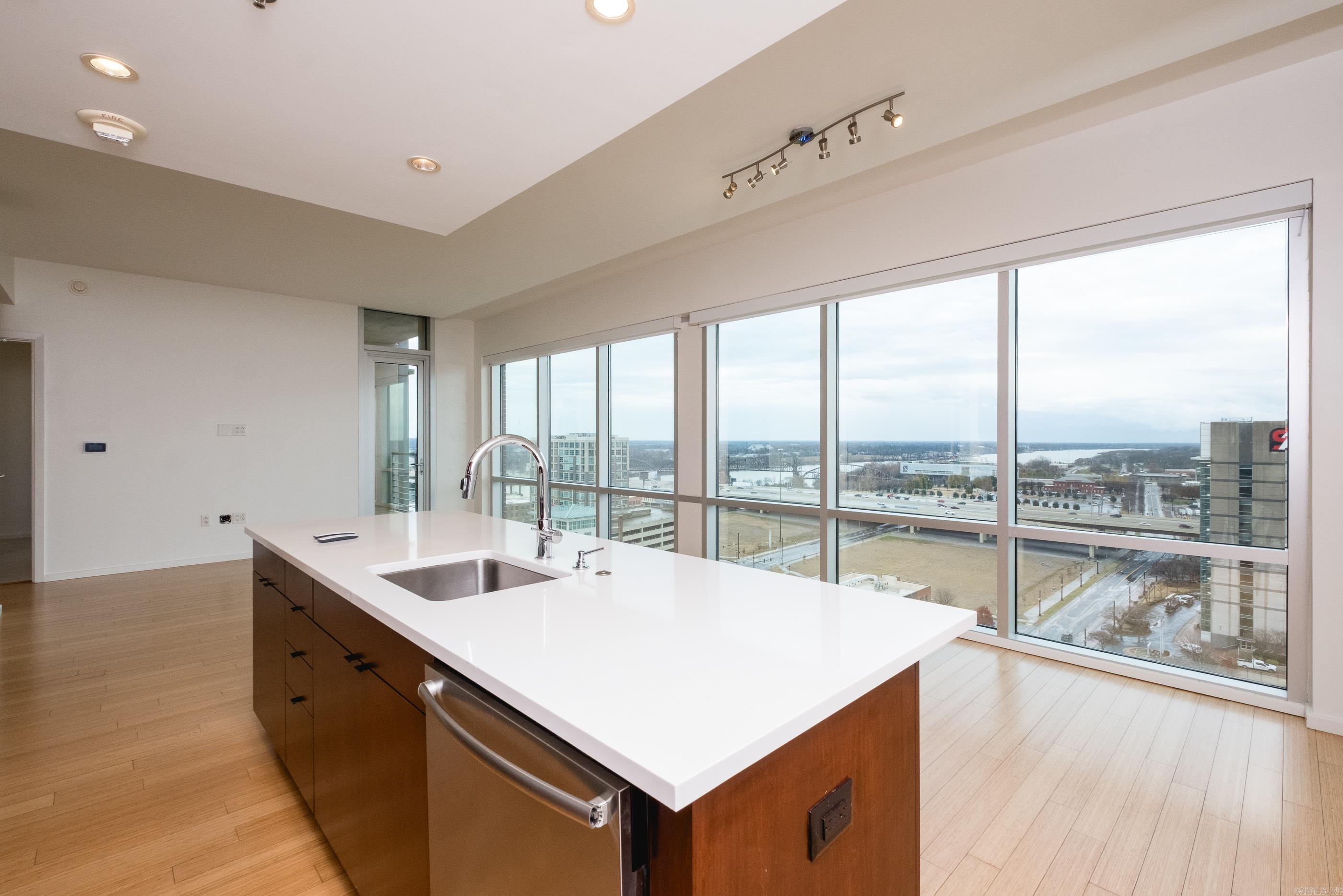 River Market Tower HPR - Residential