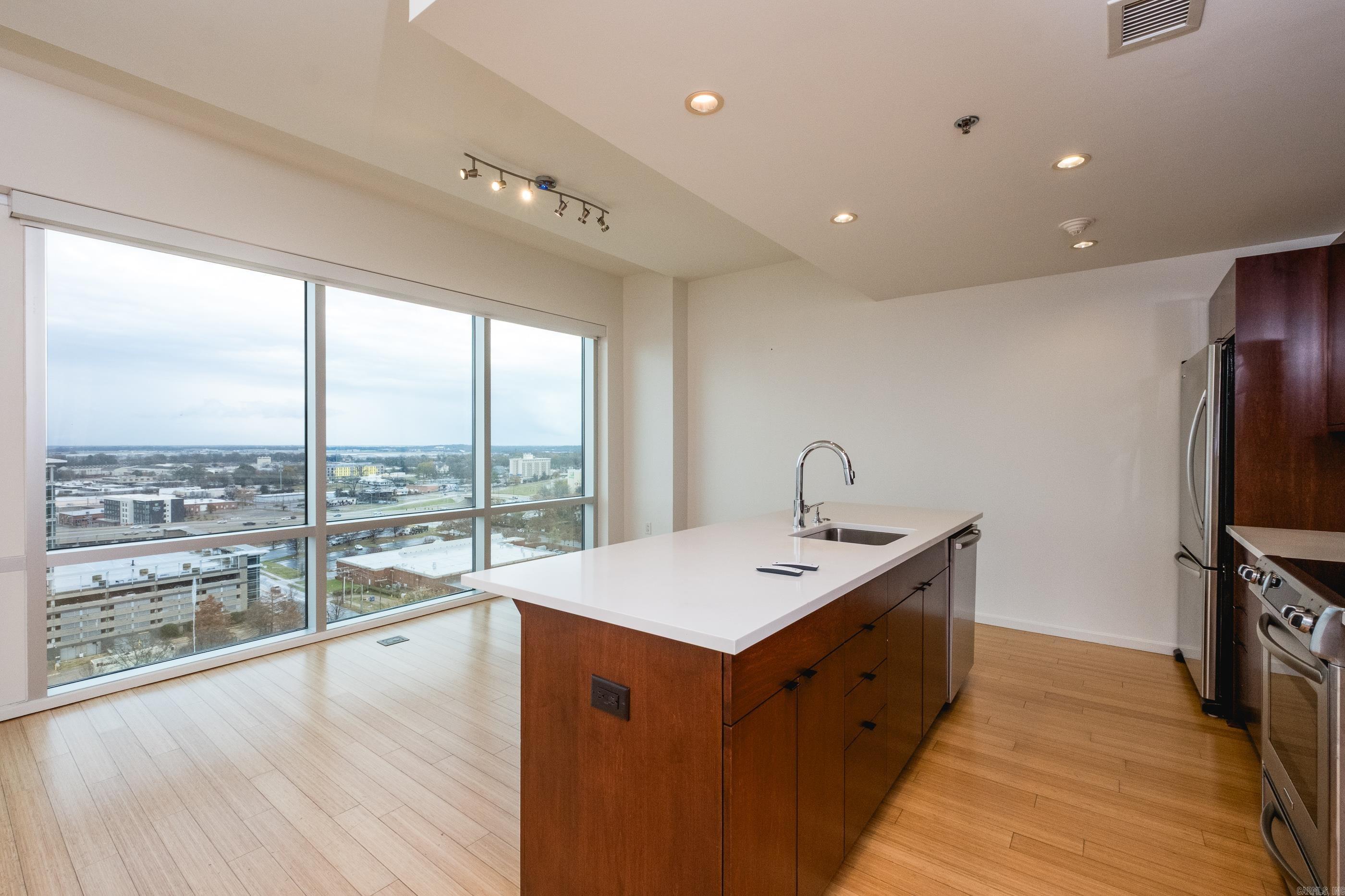 River Market Tower HPR - Residential