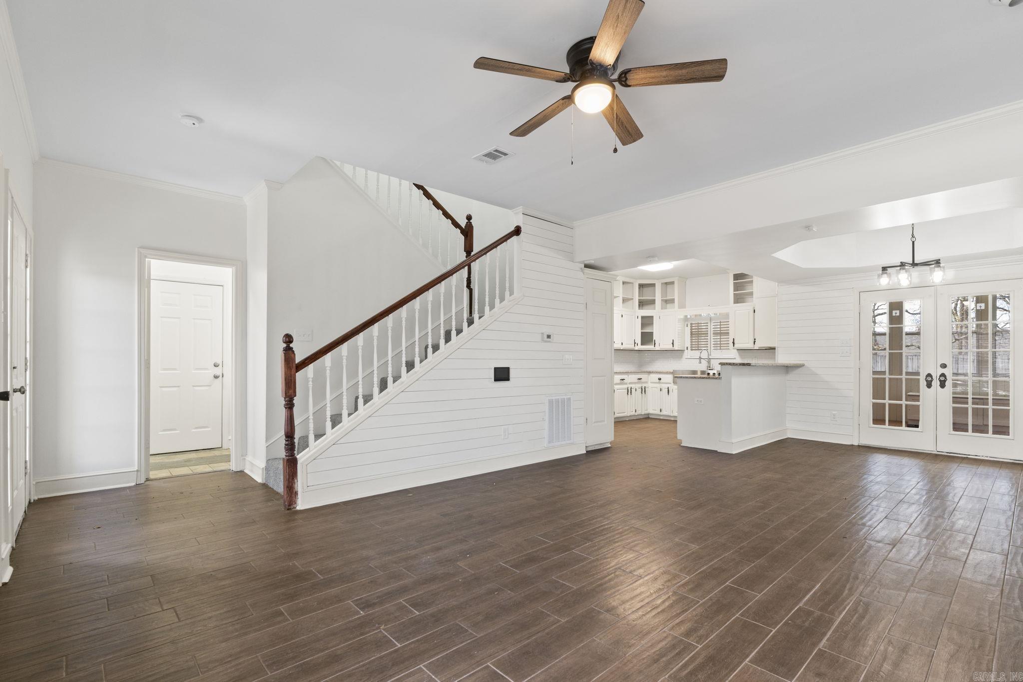 PLEASANT VIEW - Residential