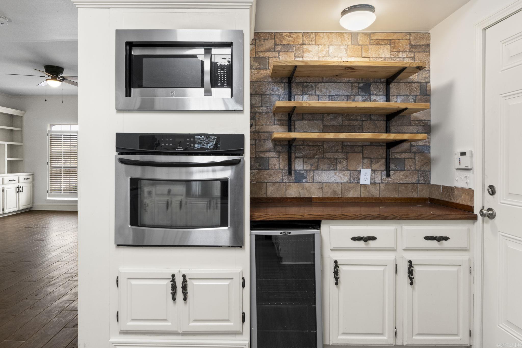 PLEASANT VIEW - Residential