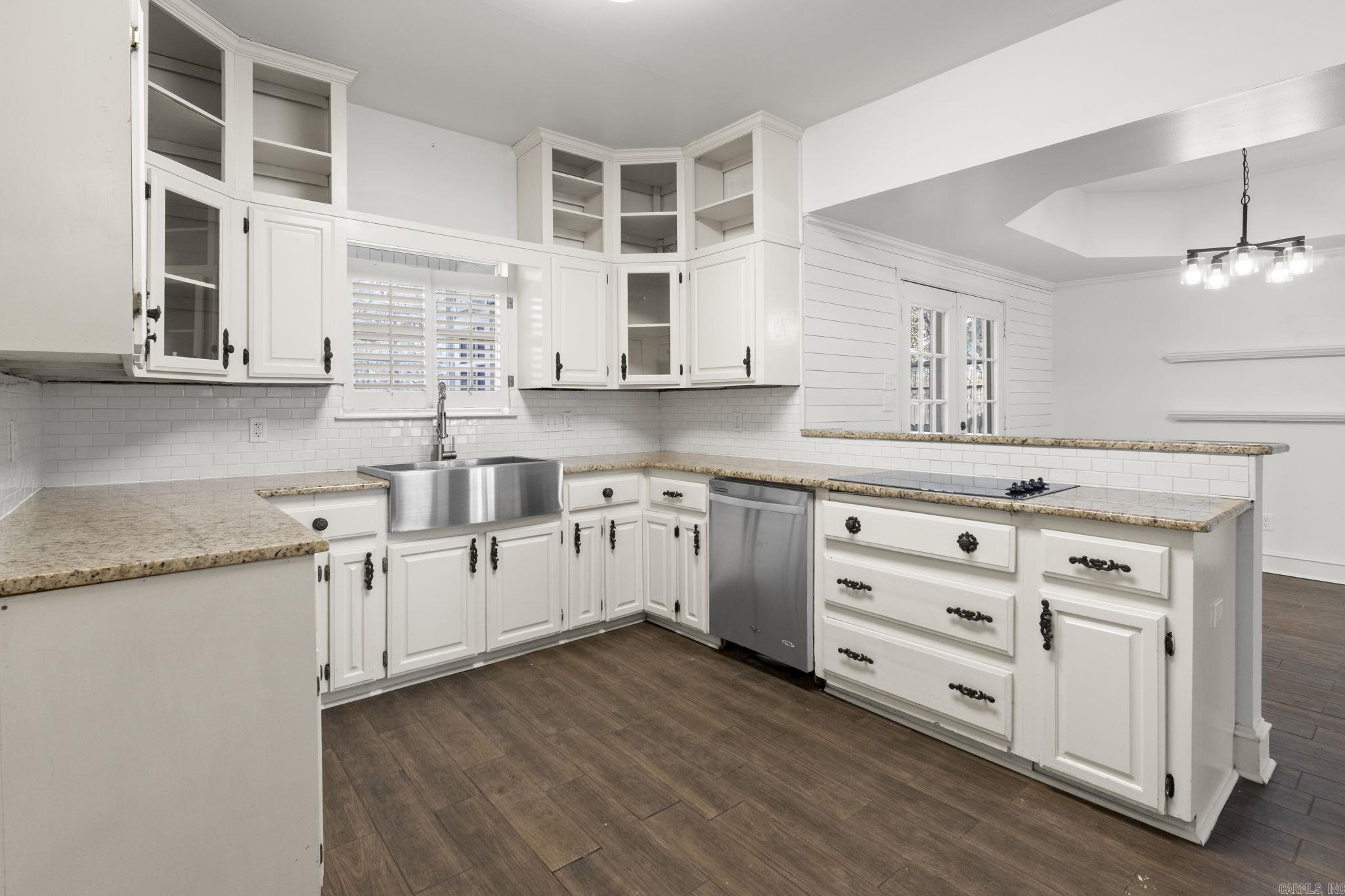 PLEASANT VIEW - Residential