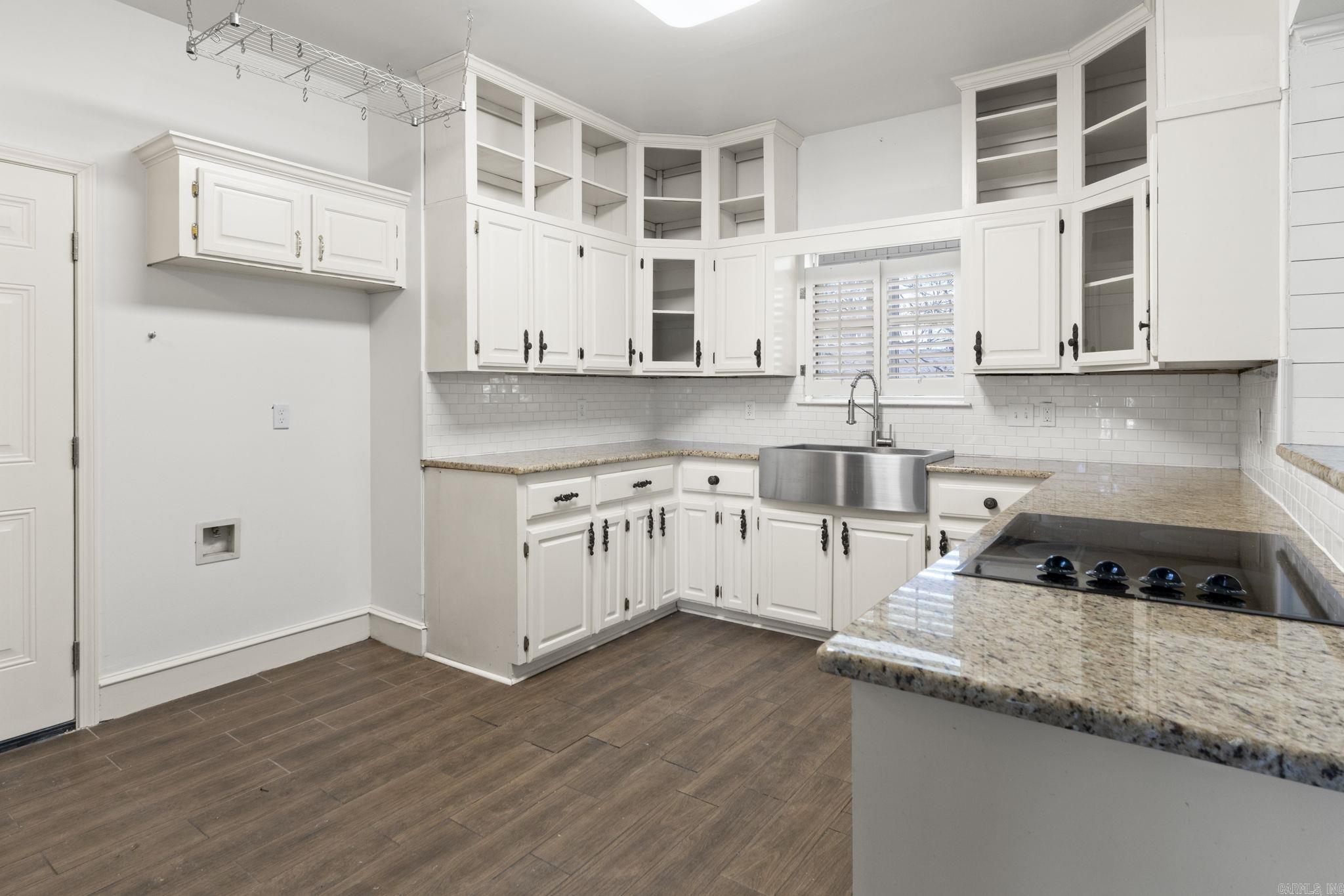 PLEASANT VIEW - Residential