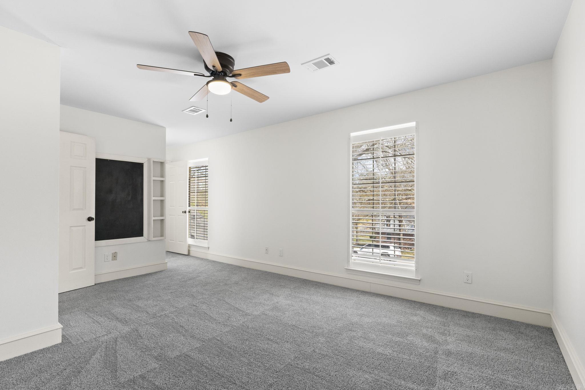 PLEASANT VIEW - Residential